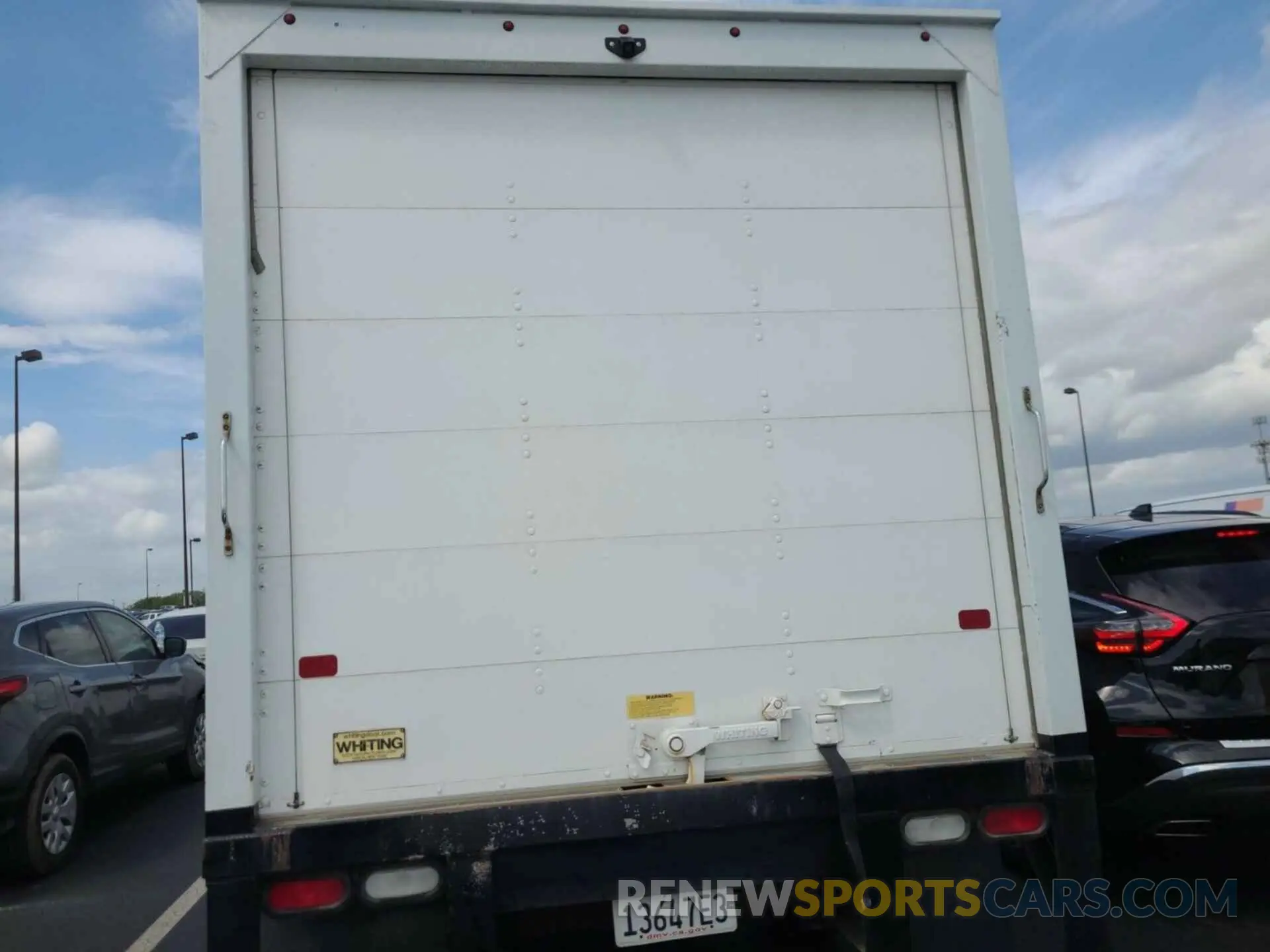 17 Photograph of a damaged car 1GD07RF79M1166923 GMC SAVANA 2021