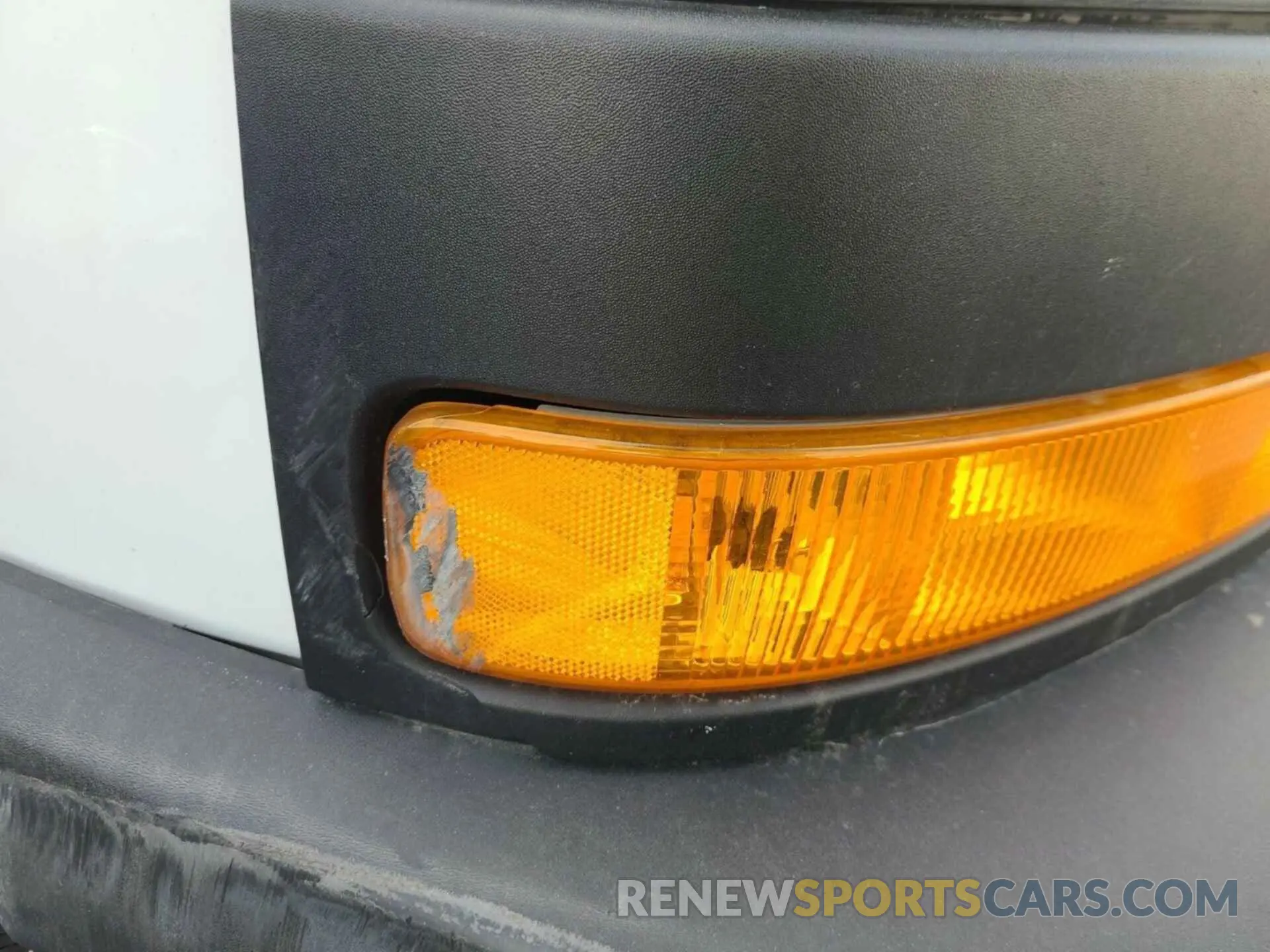 21 Photograph of a damaged car 1GD07RF79M1166923 GMC SAVANA 2021