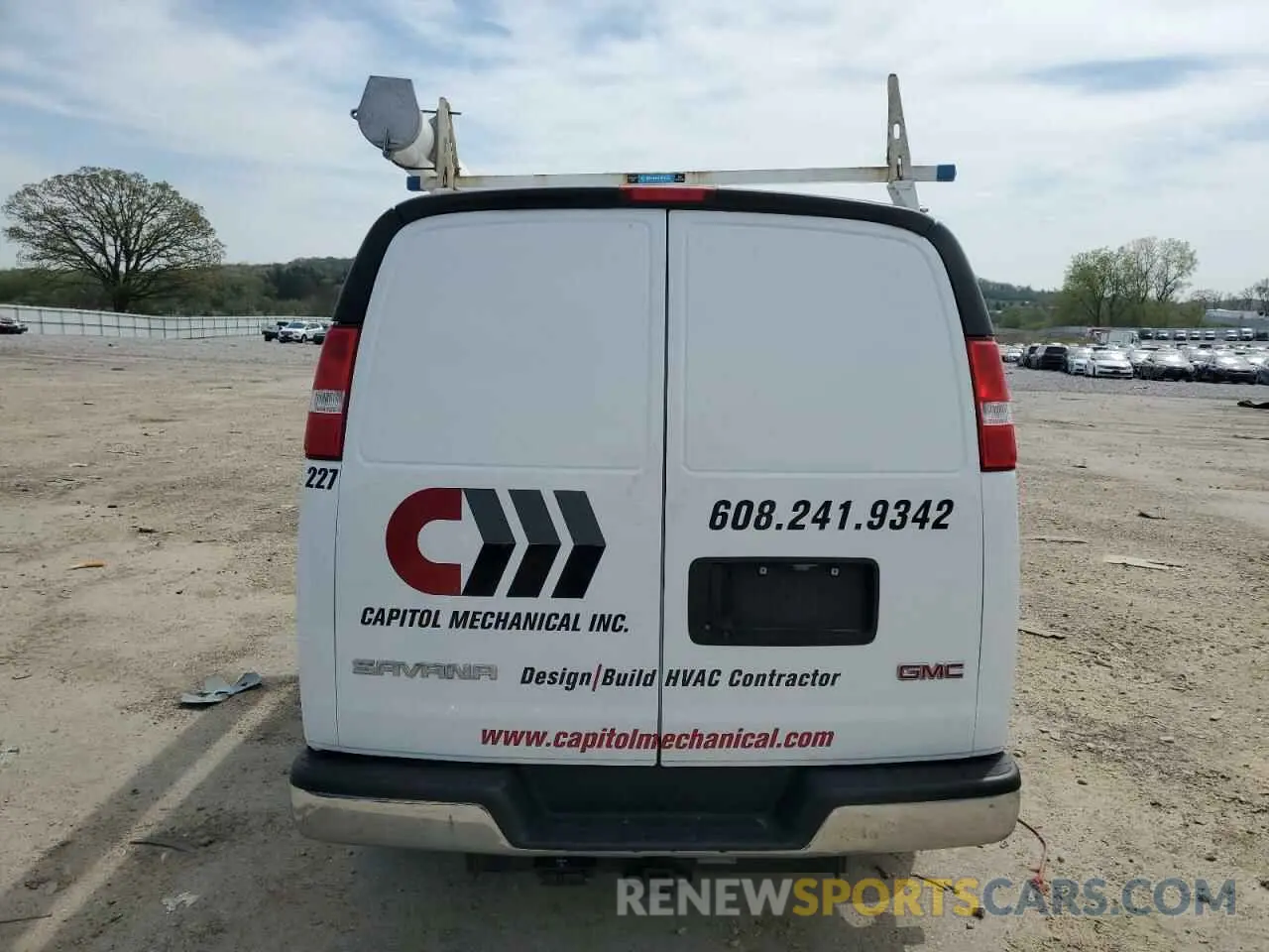 6 Photograph of a damaged car 1GTW7AF76M1181413 GMC SAVANA 2021