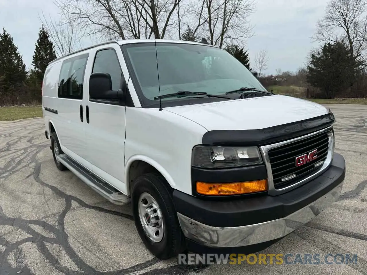 1 Photograph of a damaged car 1GTW7AF79M1231754 GMC SAVANA 2021