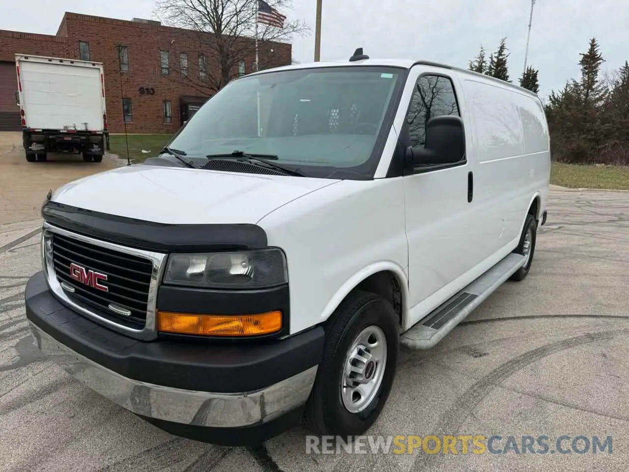 2 Photograph of a damaged car 1GTW7AF79M1231754 GMC SAVANA 2021