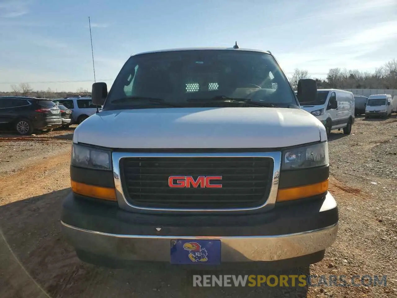 5 Photograph of a damaged car 1GTW7AFP7M1237424 GMC SAVANA 2021
