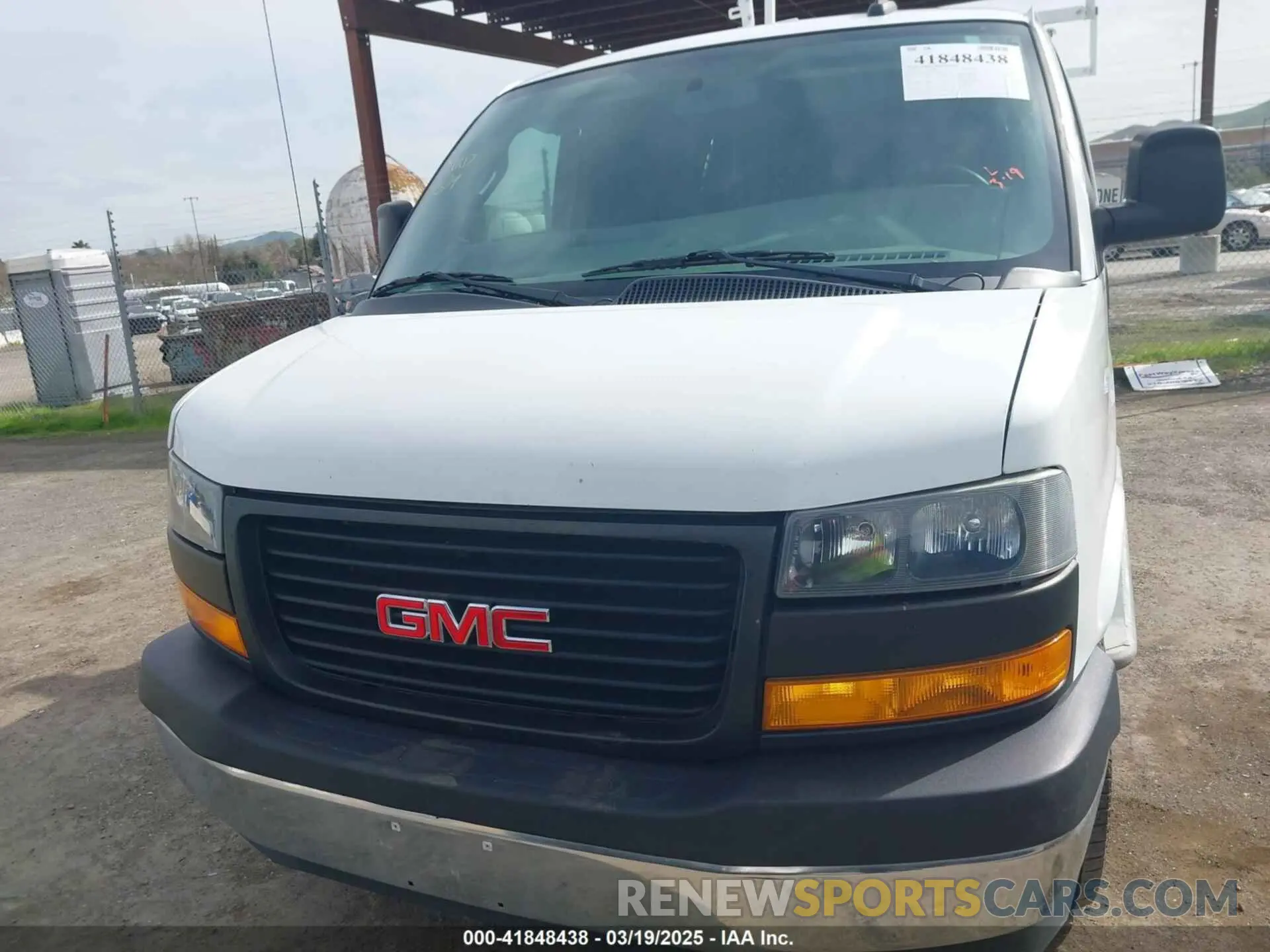 12 Photograph of a damaged car 1GTW7AFG4K1269843 GMC SAVANA 2500 2019