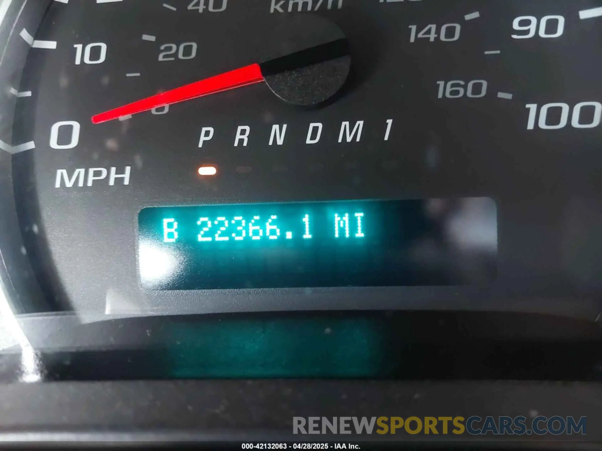 15 Photograph of a damaged car 1GTW7AFG4K1347442 GMC SAVANA 2500 2019