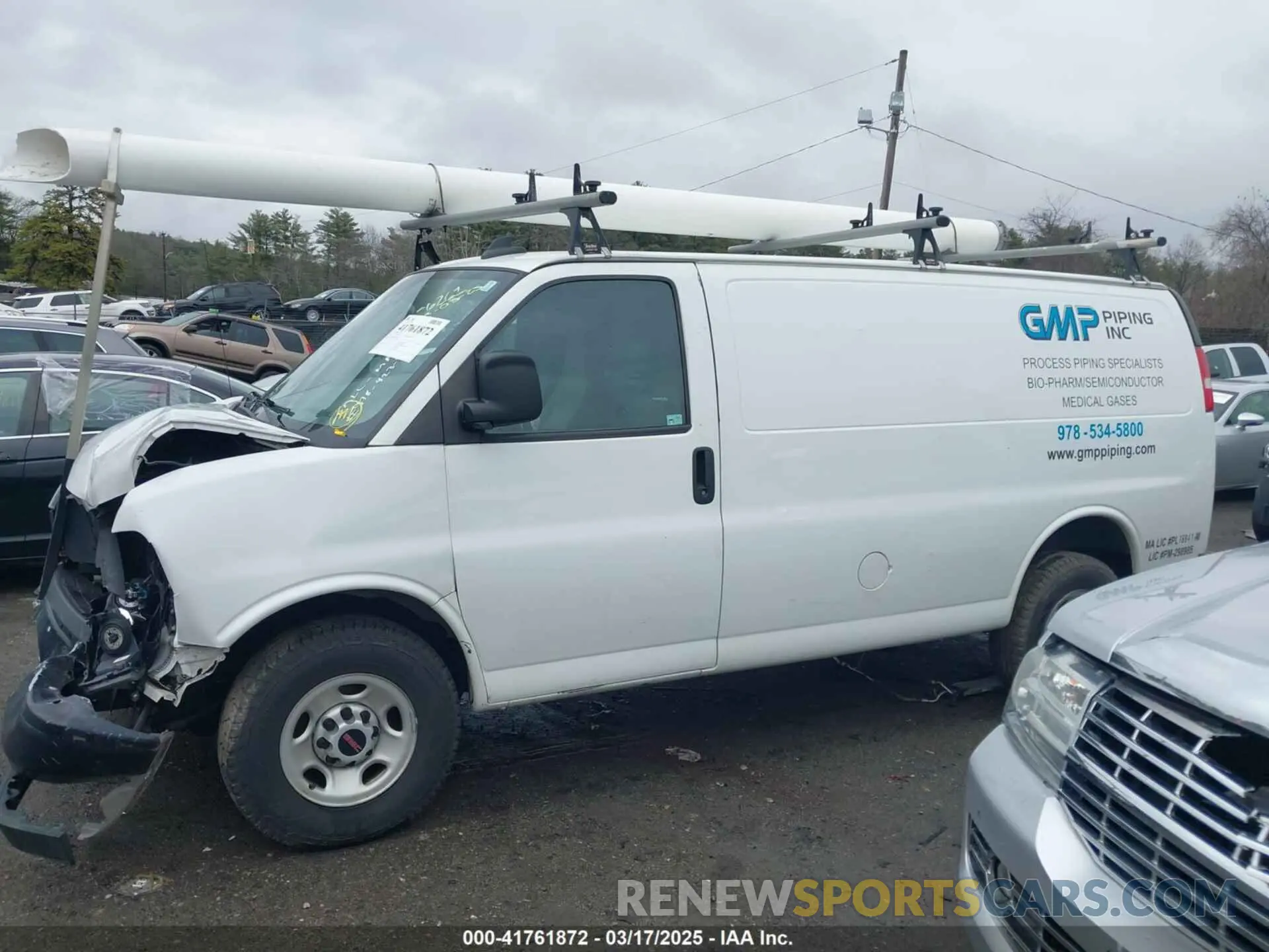 14 Photograph of a damaged car 1GTW7AFG9K1154896 GMC SAVANA 2500 2019
