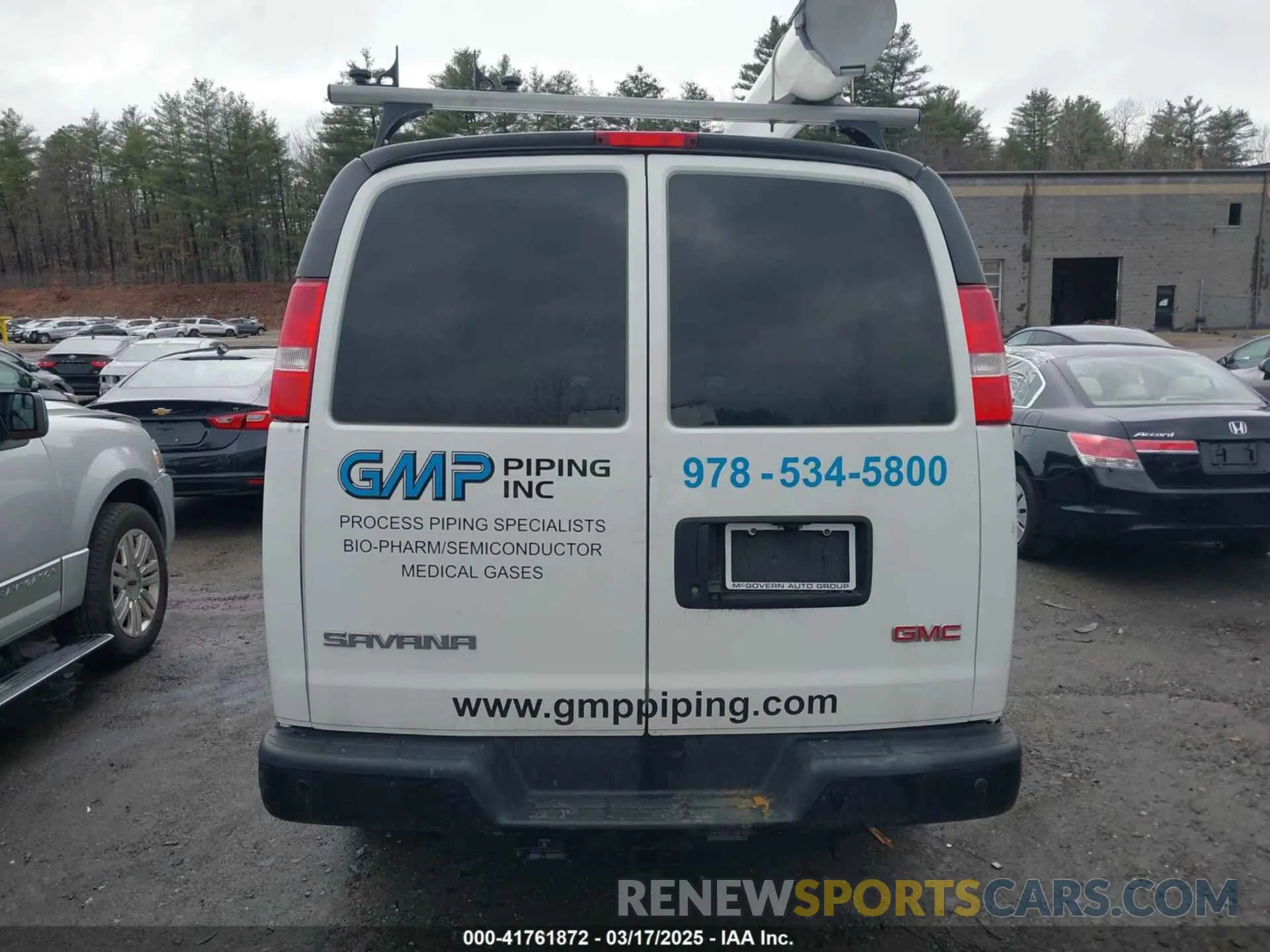 16 Photograph of a damaged car 1GTW7AFG9K1154896 GMC SAVANA 2500 2019