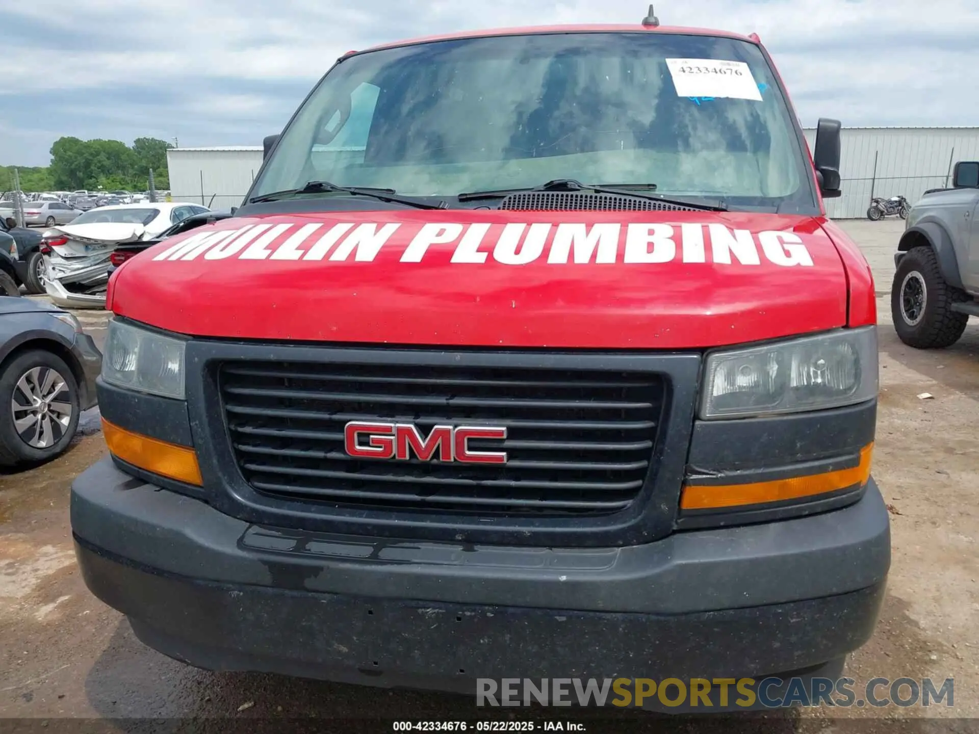 12 Photograph of a damaged car 1GTZ7HFGXK1241132 GMC SAVANA 3500 2019