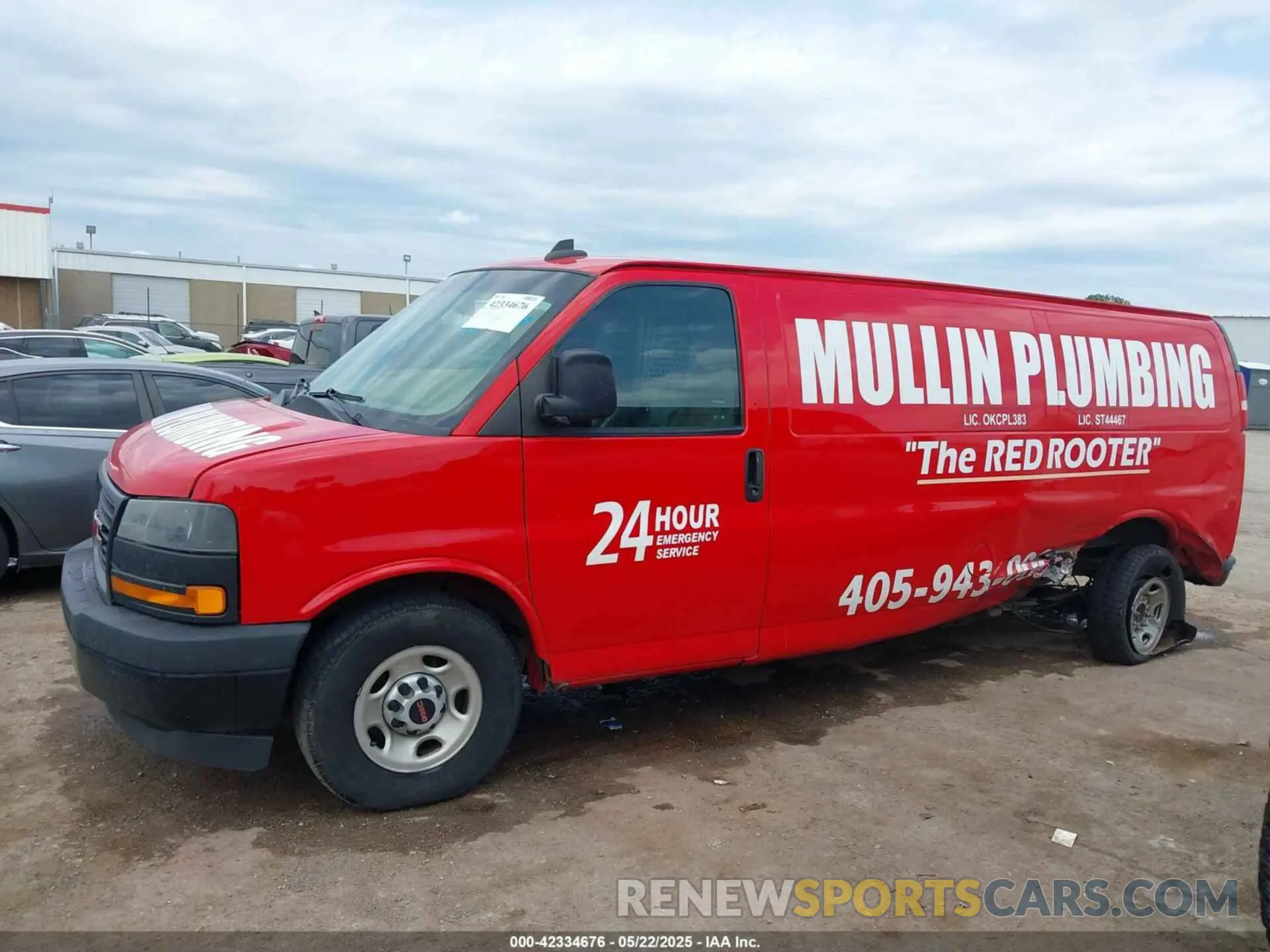 14 Photograph of a damaged car 1GTZ7HFGXK1241132 GMC SAVANA 3500 2019