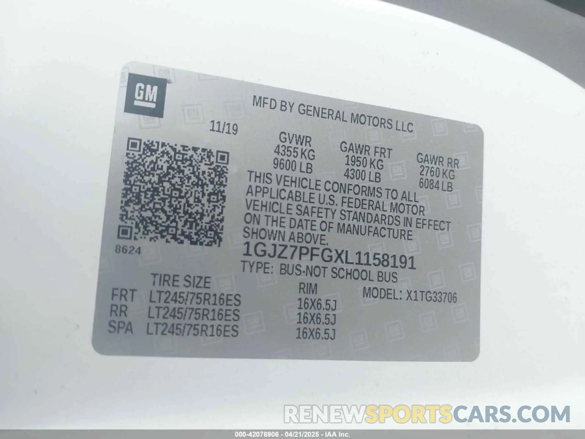 9 Photograph of a damaged car 1GJZ7PFGXL1158191 GMC SAVANA CARGO 2020