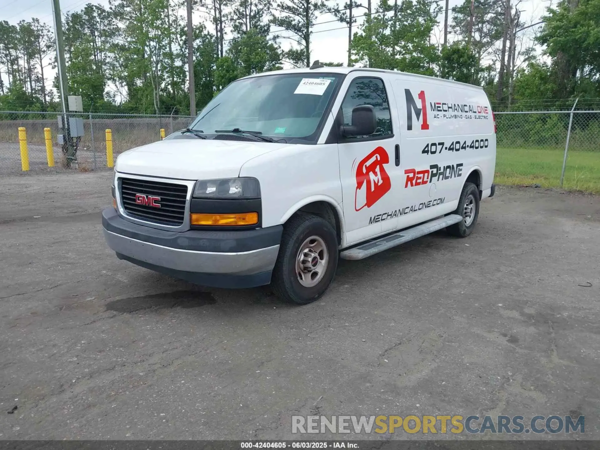 2 Photograph of a damaged car 1GTW7AFG7L1244663 GMC SAVANA CARGO 2020