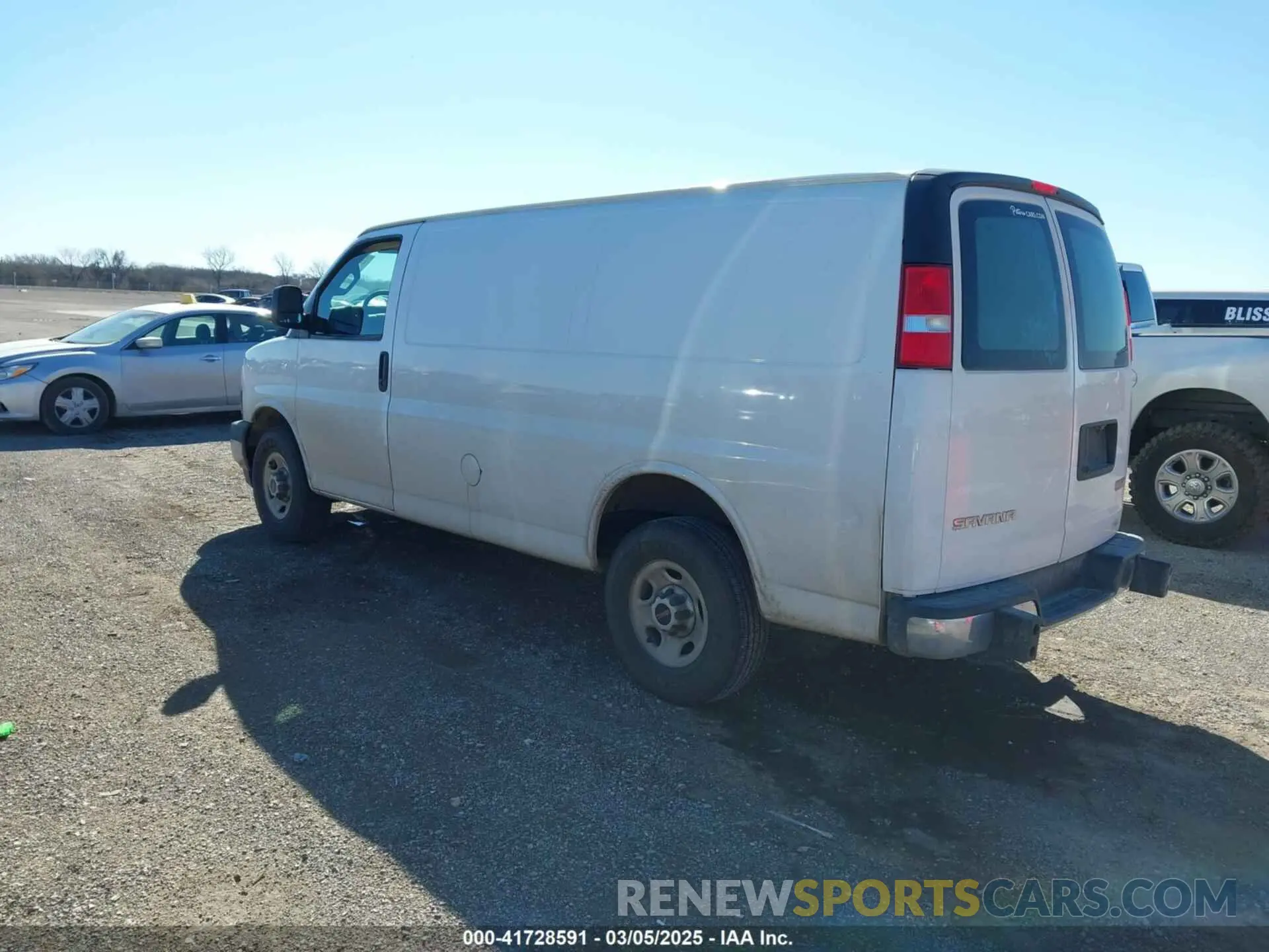 3 Photograph of a damaged car 1GTW7AF73M1305847 GMC SAVANA CARGO 2021