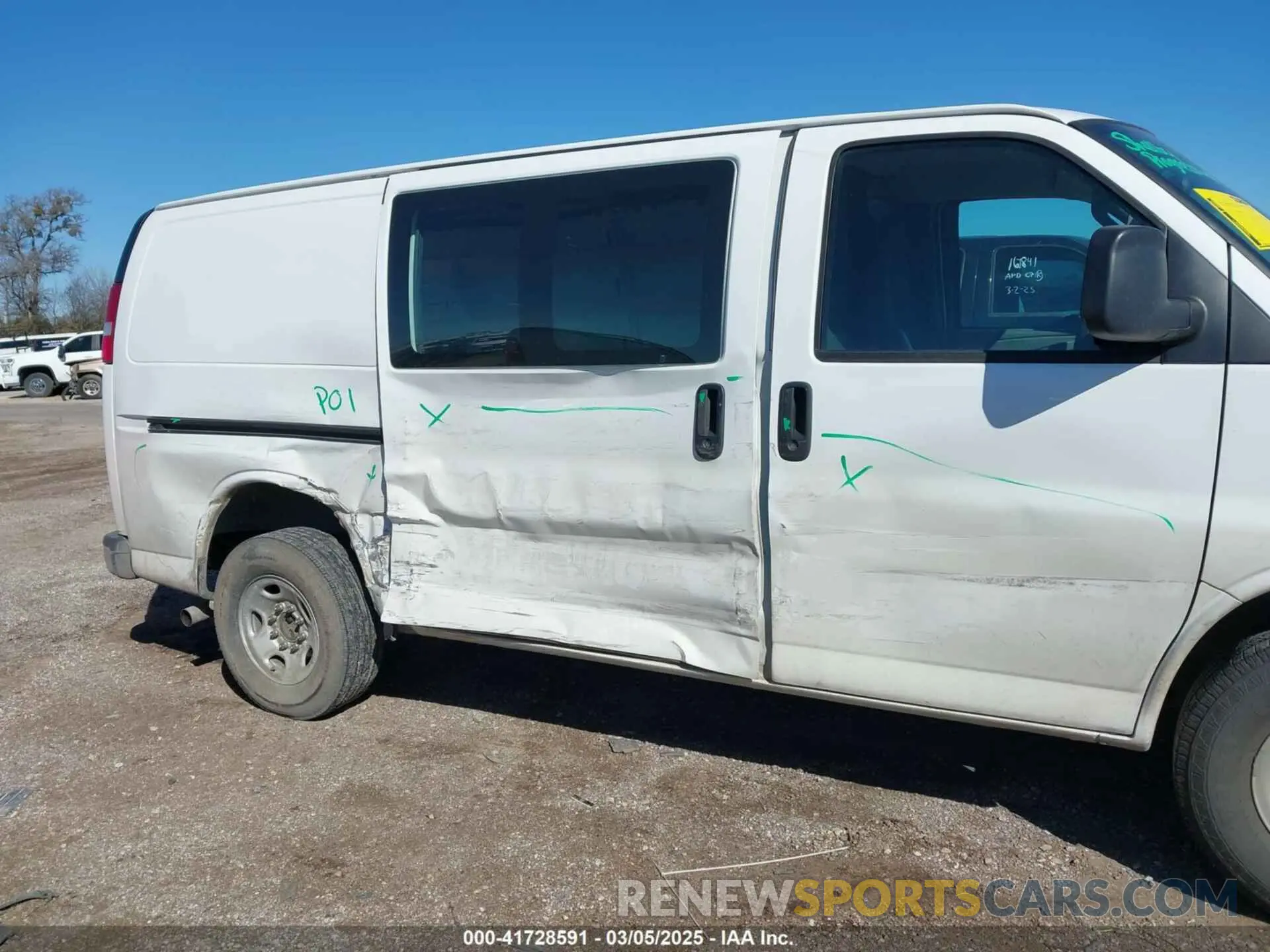 6 Photograph of a damaged car 1GTW7AF73M1305847 GMC SAVANA CARGO 2021
