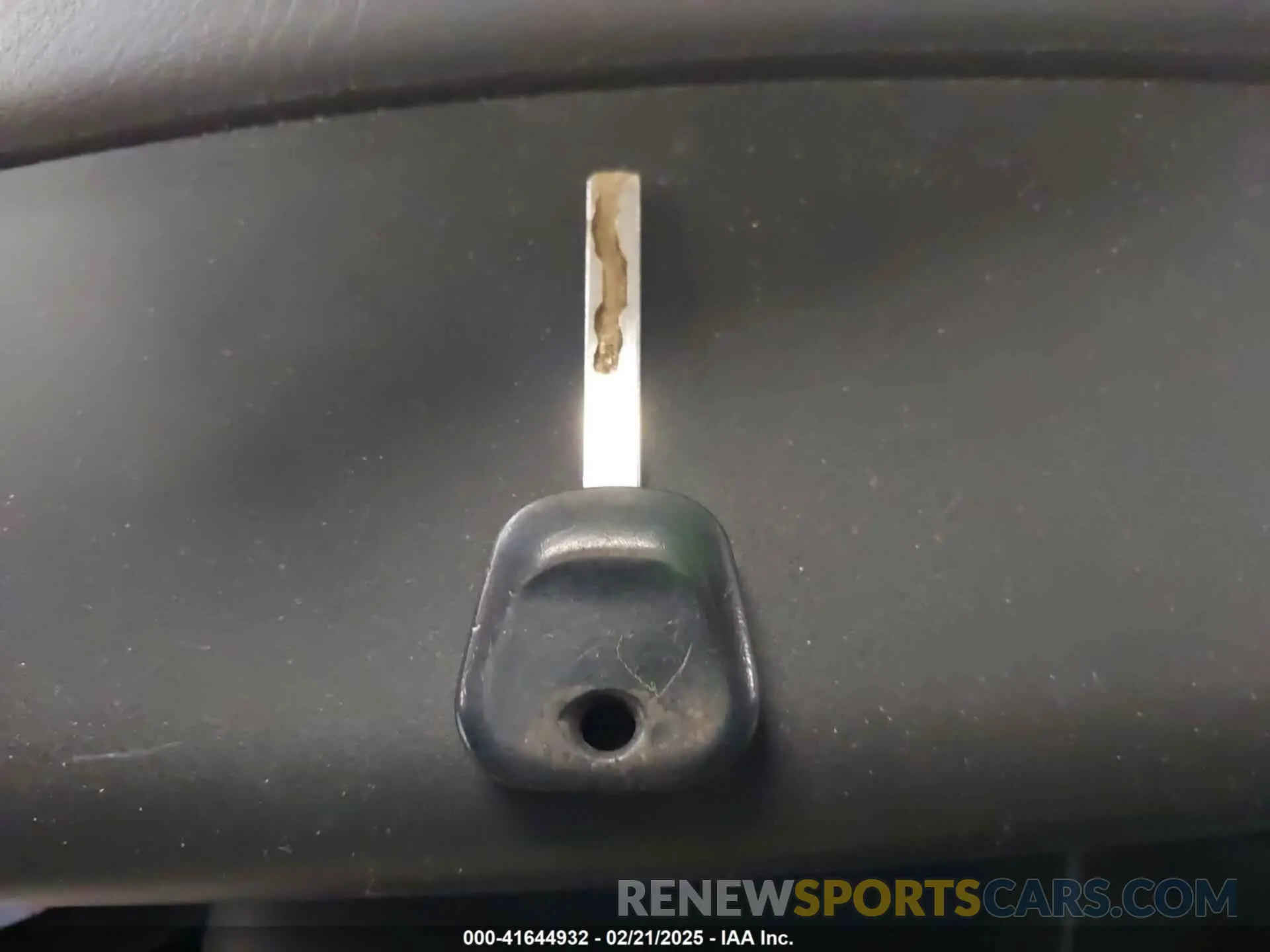 11 Photograph of a damaged car 1GTW7AFP2M1189251 GMC SAVANA CARGO 2021