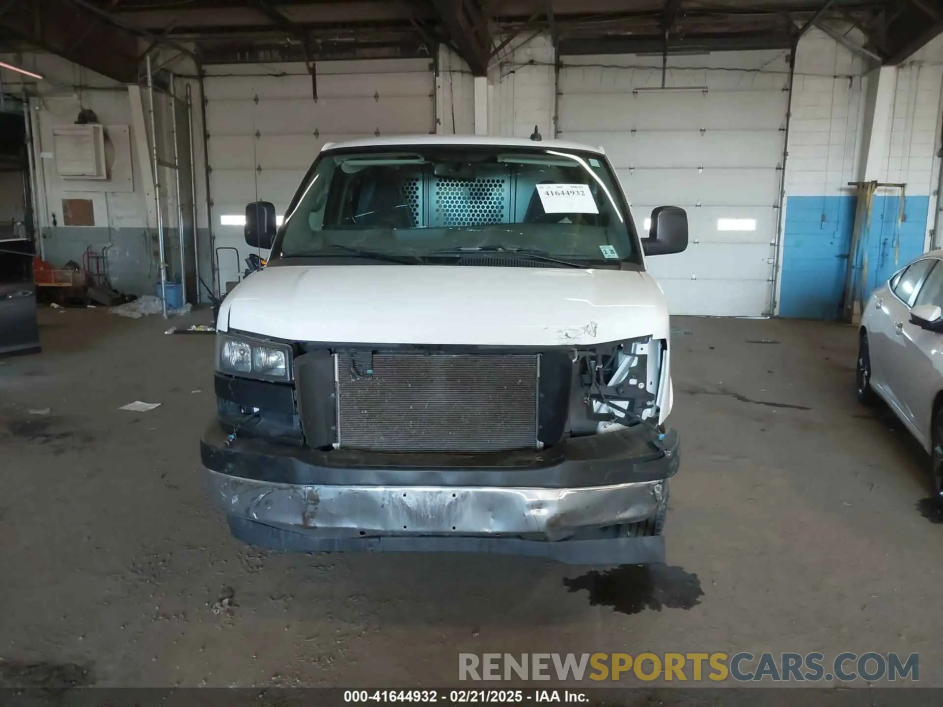 12 Photograph of a damaged car 1GTW7AFP2M1189251 GMC SAVANA CARGO 2021