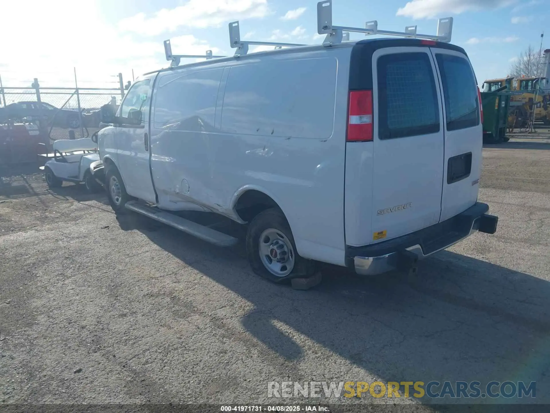3 Photograph of a damaged car 1GTW7AFP0P1214894 GMC SAVANA CARGO 2023