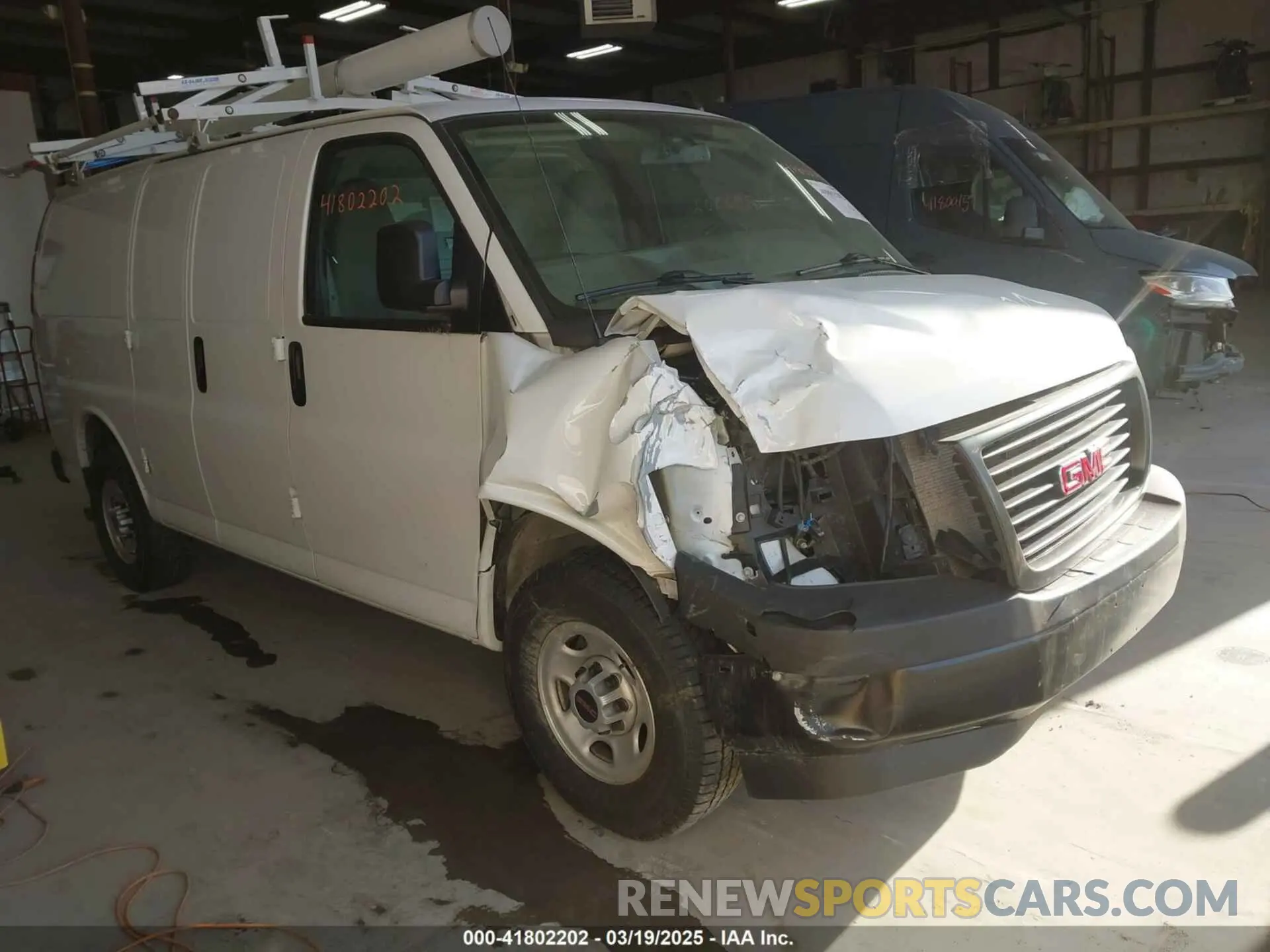 1 Photograph of a damaged car 1GTW7AFP2P1120306 GMC SAVANA CARGO 2023