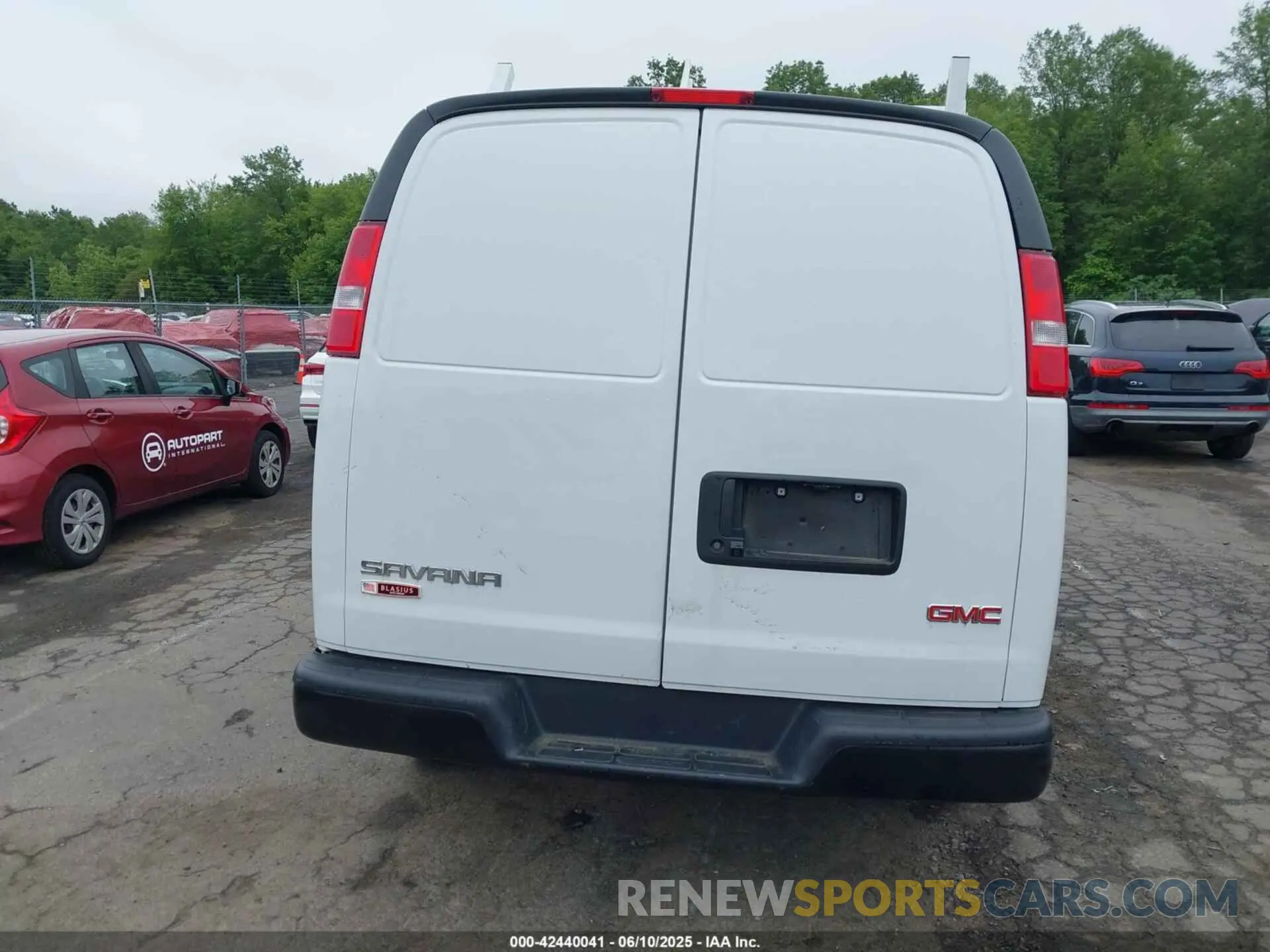 16 Photograph of a damaged car 1GTW7AFPXR1232550 GMC SAVANA CARGO 2024