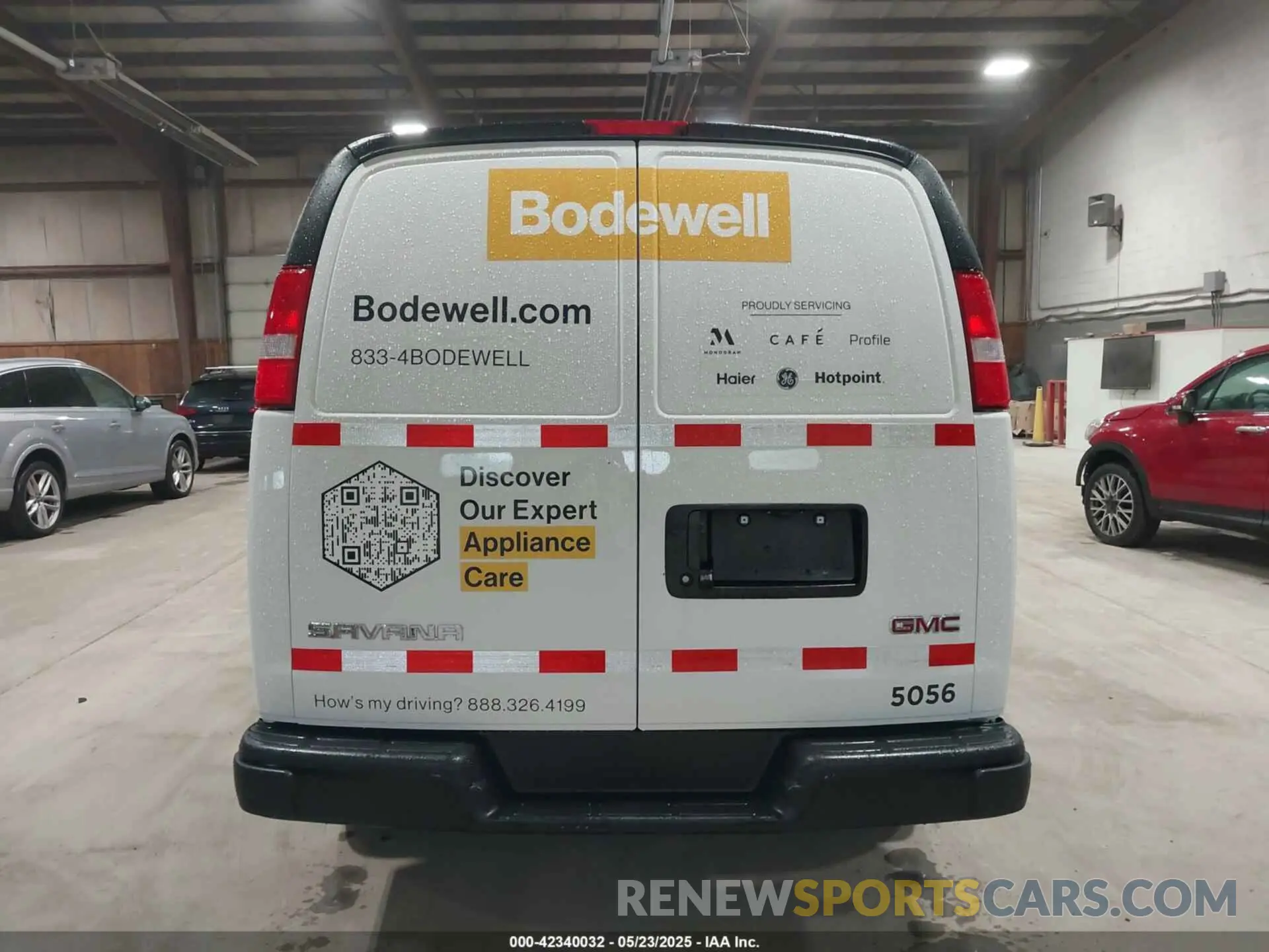 17 Photograph of a damaged car 1GTW7AFP7S1140785 GMC SAVANA CARGO 2025