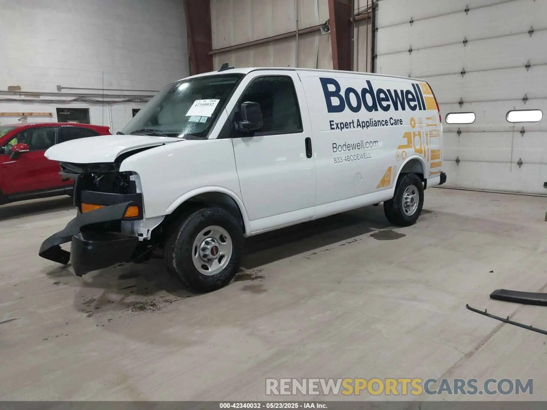 2 Photograph of a damaged car 1GTW7AFP7S1140785 GMC SAVANA CARGO 2025