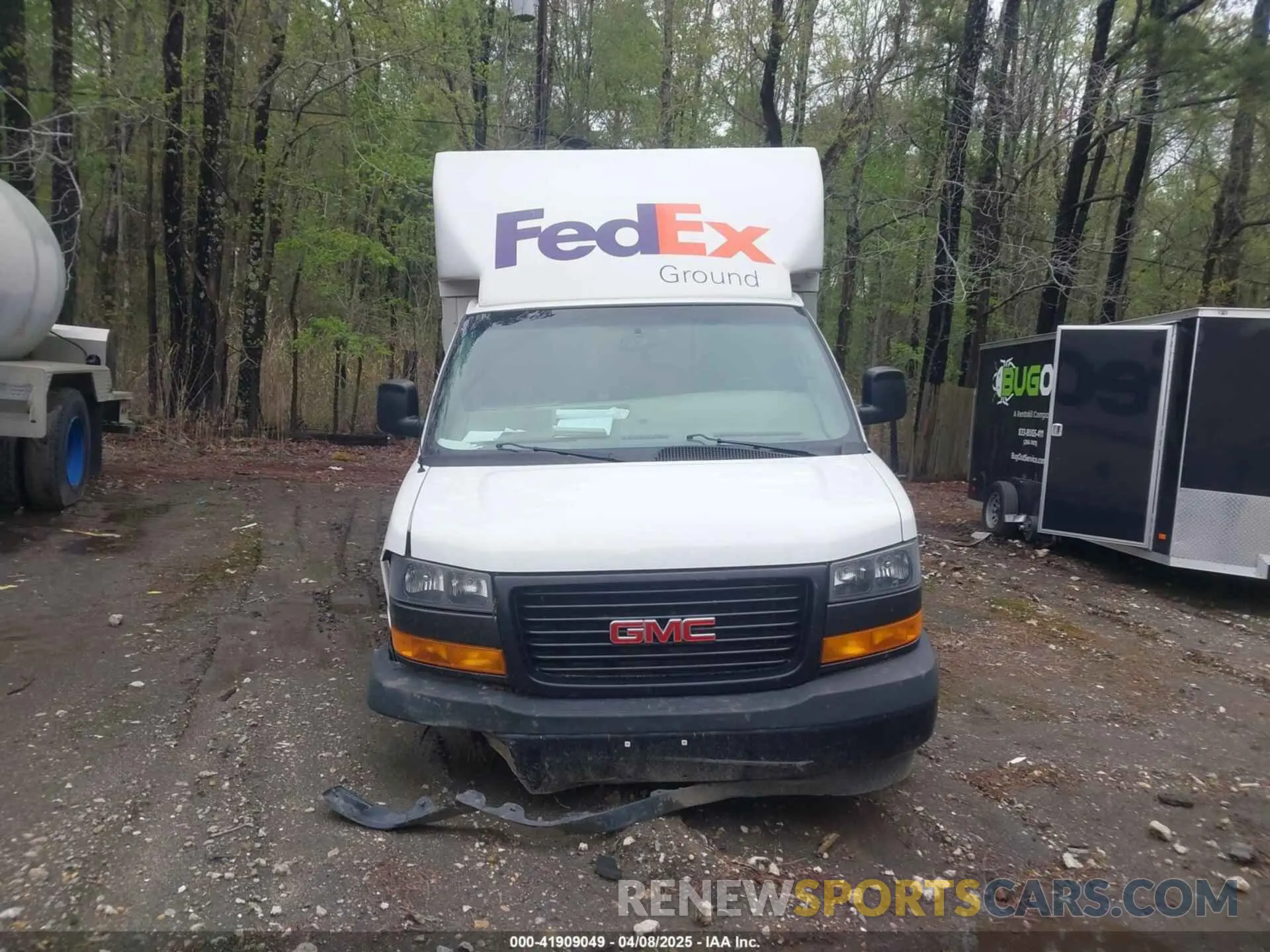 12 Photograph of a damaged car 1GD07SFP1K1295775 GMC SAVANA CUTAWAY 2019