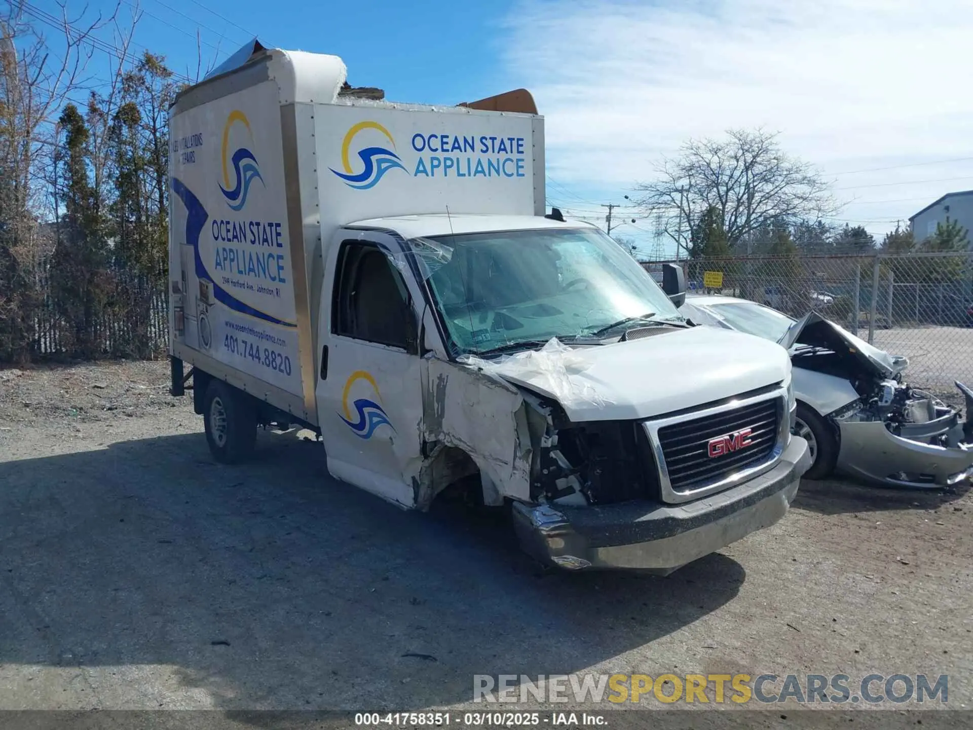 1 Photograph of a damaged car 1GD07RFG1L1266707 GMC SAVANA CUTAWAY 2020