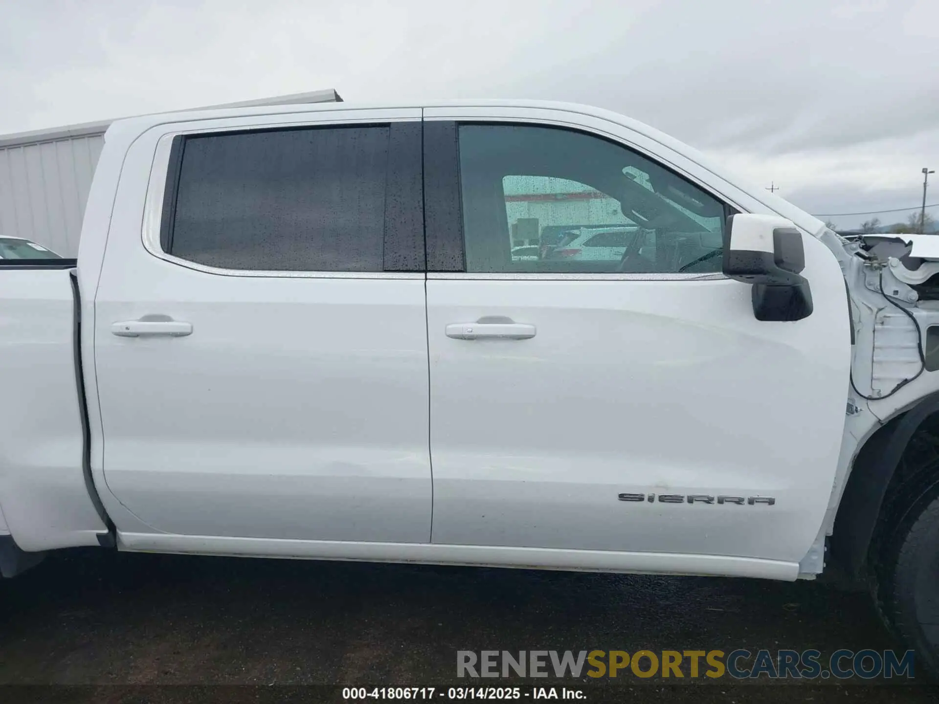 14 Photograph of a damaged car 1GTP8BED5KZ364377 GMC SIERRA 1500 2019
