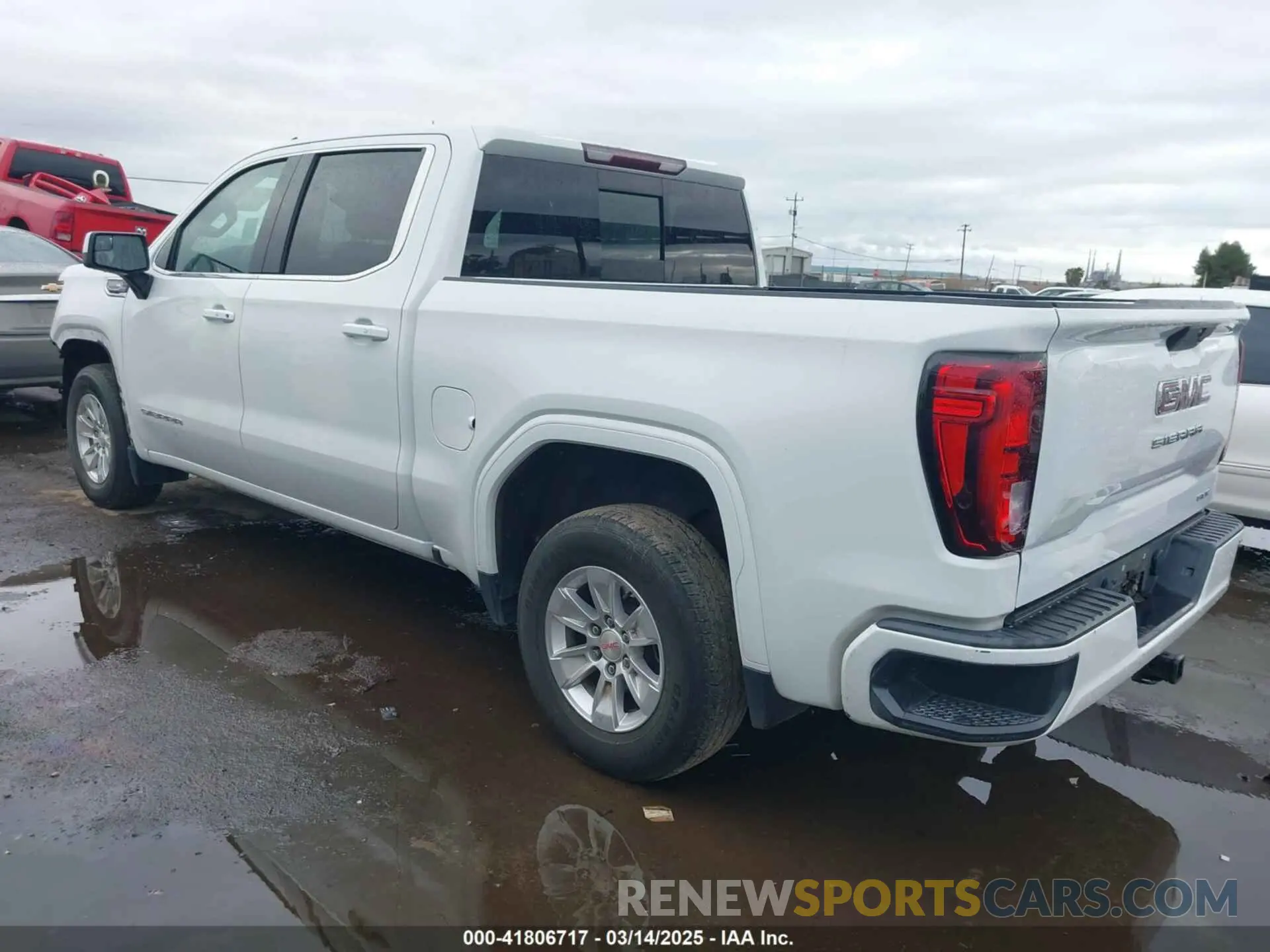 3 Photograph of a damaged car 1GTP8BED5KZ364377 GMC SIERRA 1500 2019