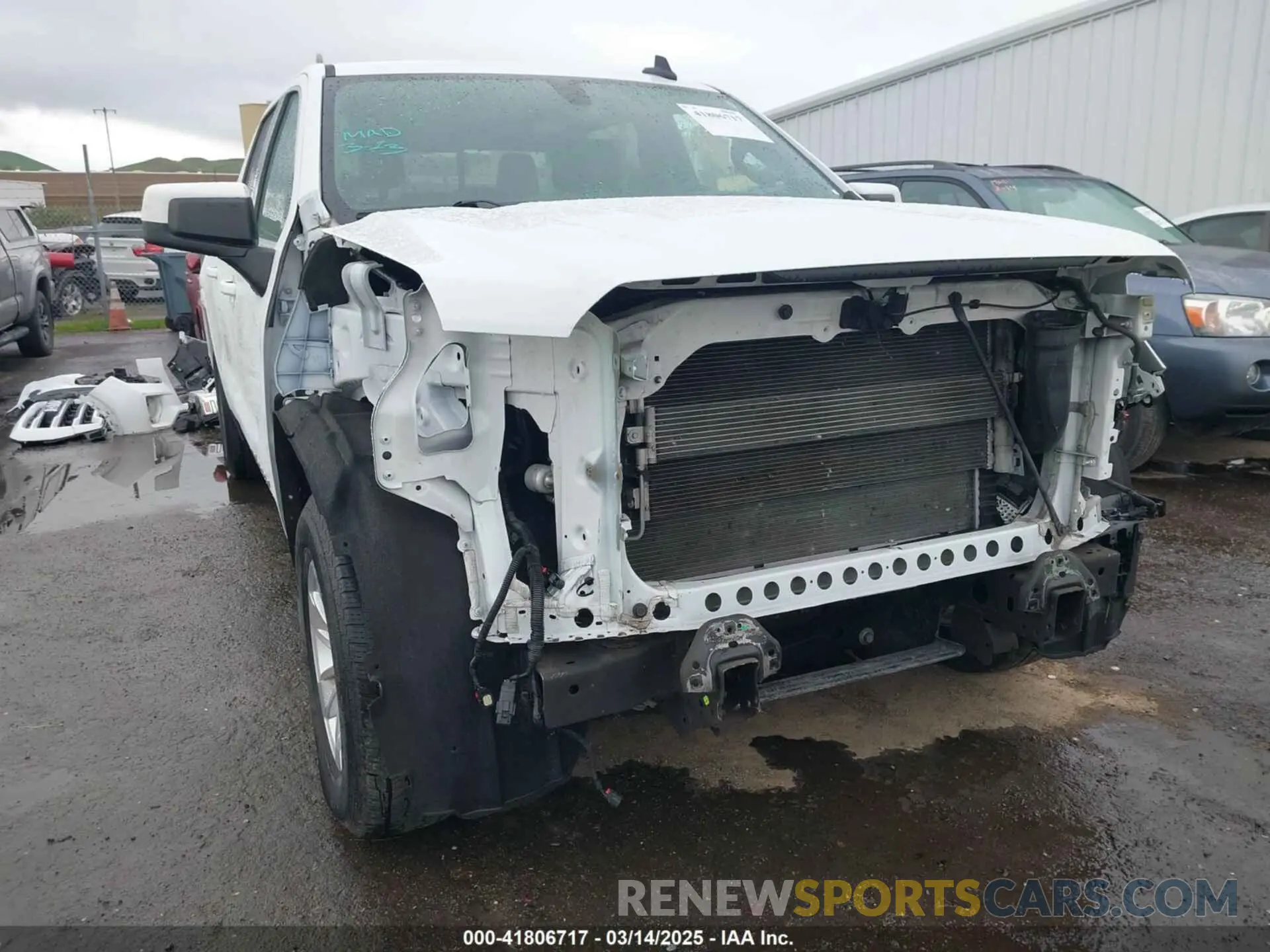 6 Photograph of a damaged car 1GTP8BED5KZ364377 GMC SIERRA 1500 2019