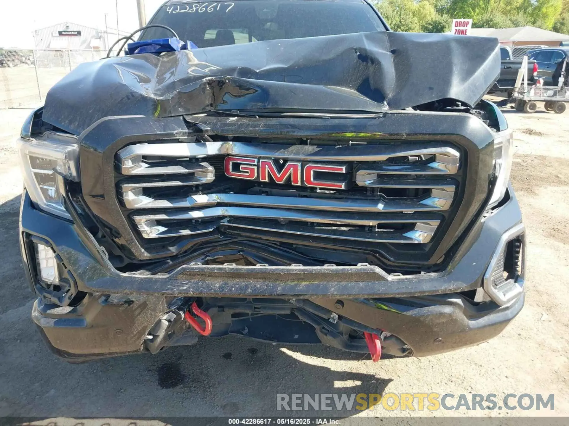 6 Photograph of a damaged car 1GTP9EEL1KZ232898 GMC SIERRA 1500 2019