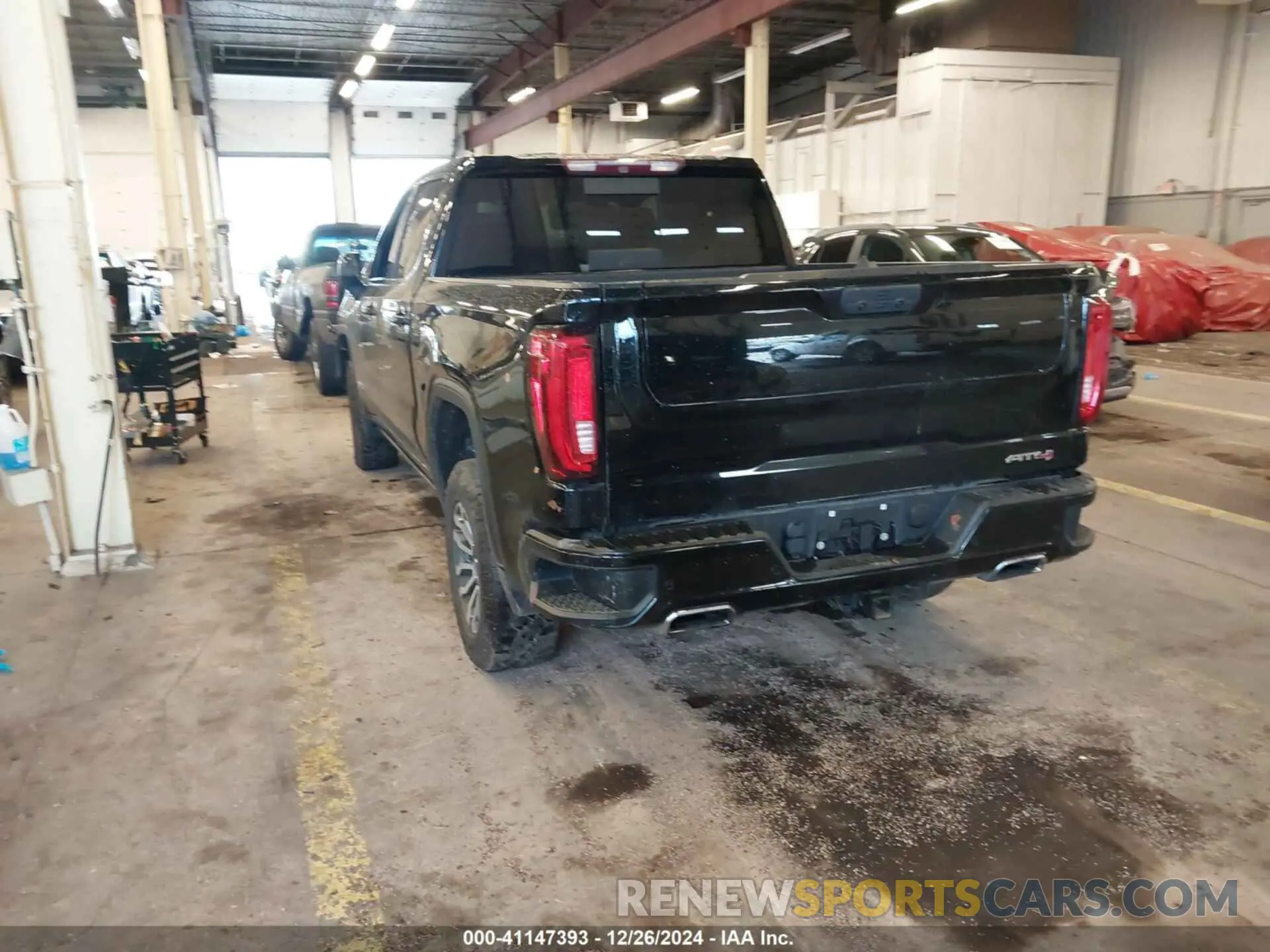 3 Photograph of a damaged car 1GTP9EEL4KZ159168 GMC SIERRA 1500 2019