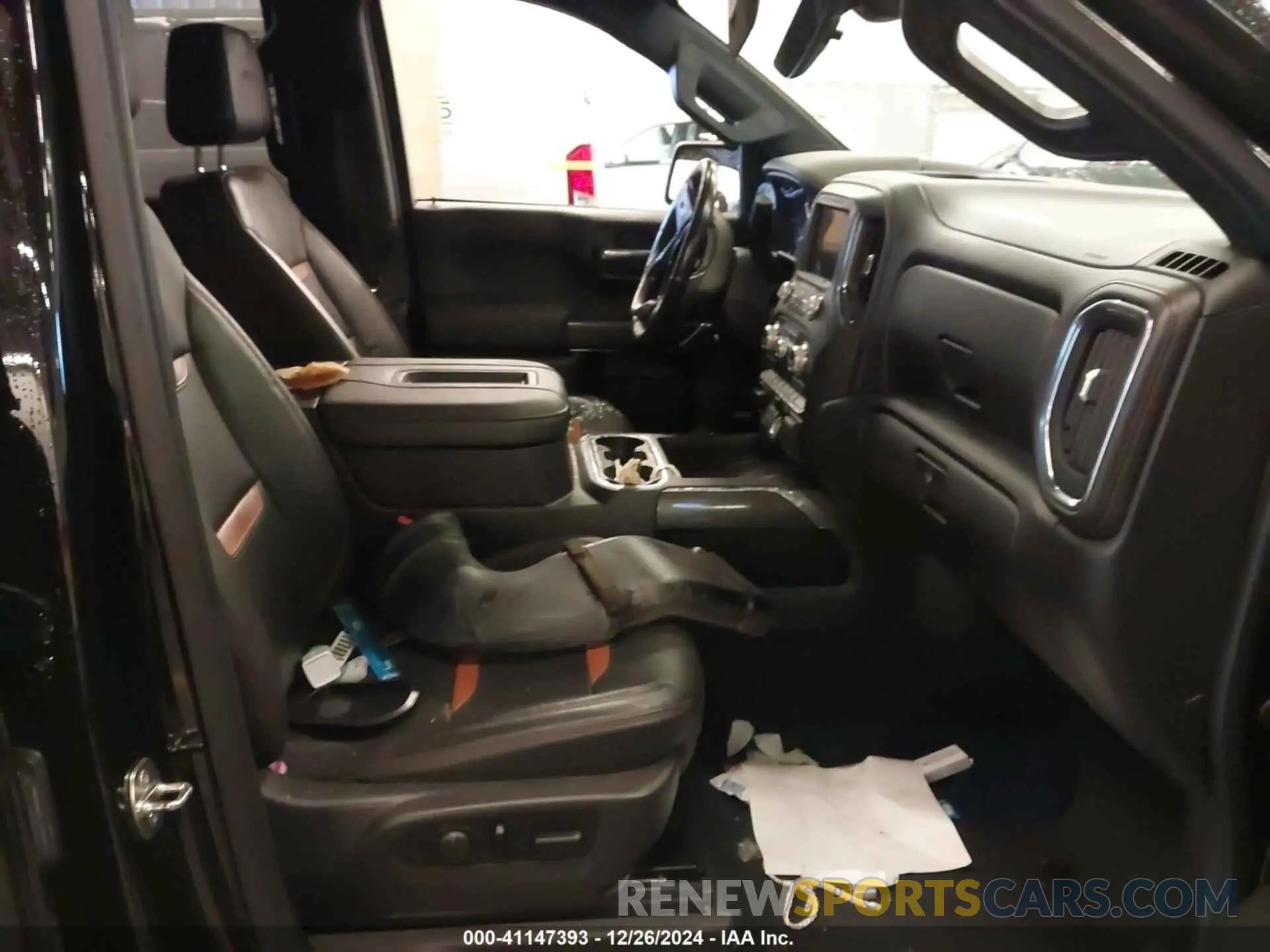 5 Photograph of a damaged car 1GTP9EEL4KZ159168 GMC SIERRA 1500 2019