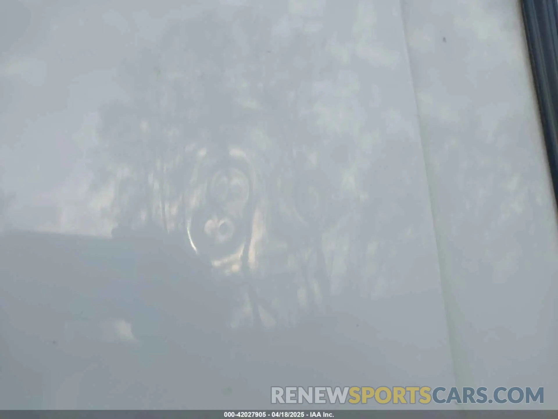 17 Photograph of a damaged car 1GTR8AEH5KZ311510 GMC SIERRA 1500 2019