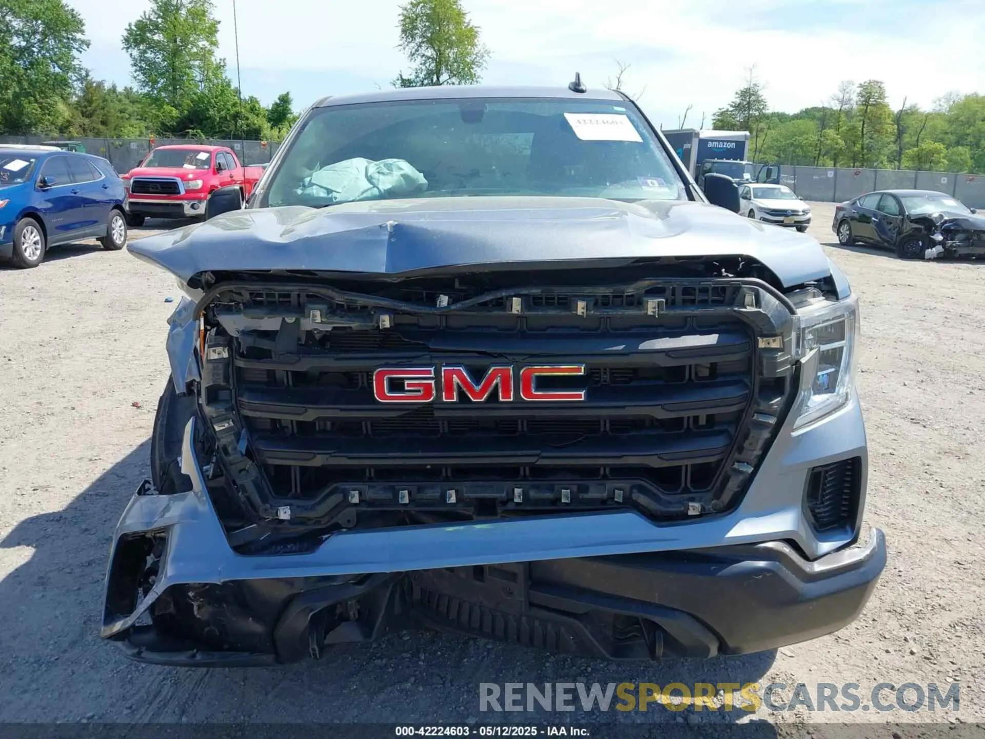 12 Photograph of a damaged car 1GTR9AEF0KZ355488 GMC SIERRA 1500 2019