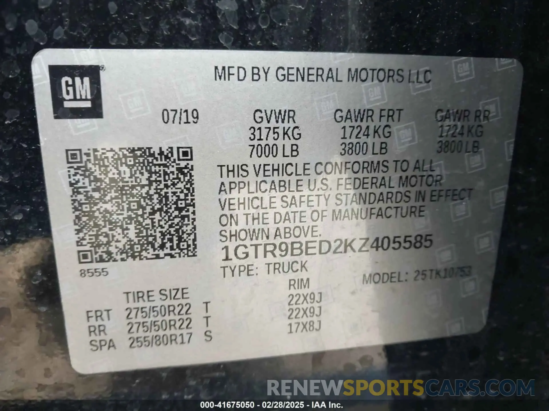 9 Photograph of a damaged car 1GTR9BED2KZ405585 GMC SIERRA 1500 2019