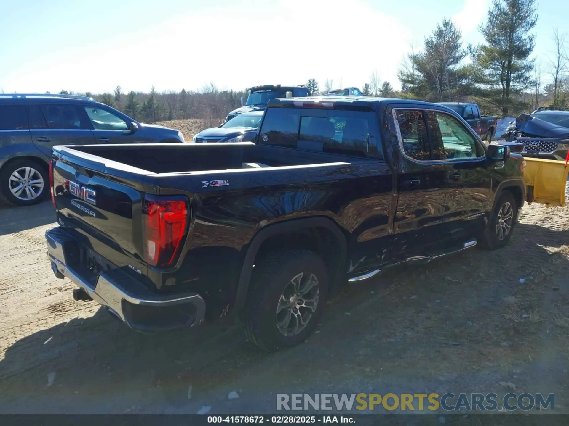 4 Photograph of a damaged car 1GTR9BED3KZ210093 GMC SIERRA 1500 2019