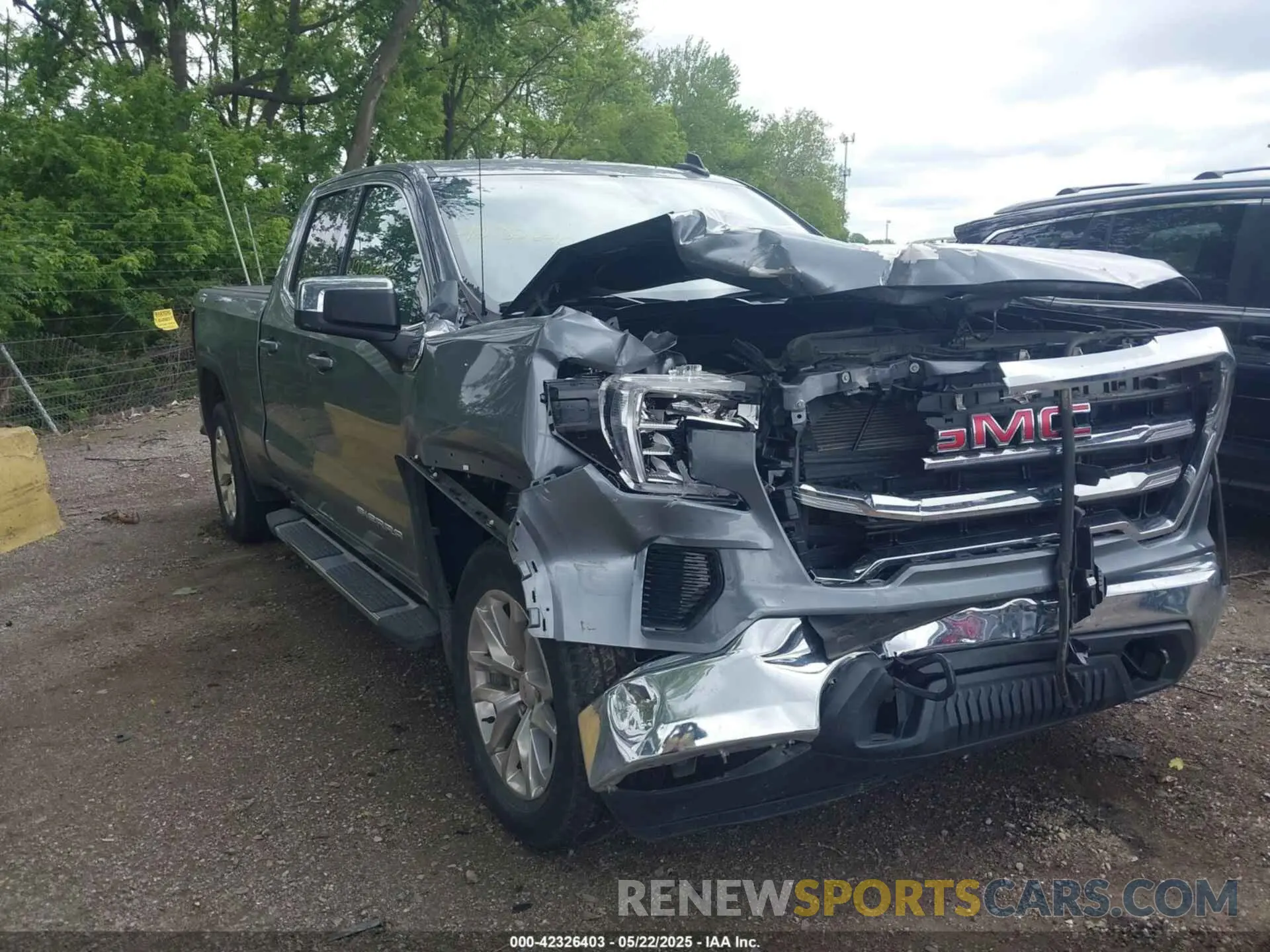 1 Photograph of a damaged car 1GTR9BED9KZ251697 GMC SIERRA 1500 2019