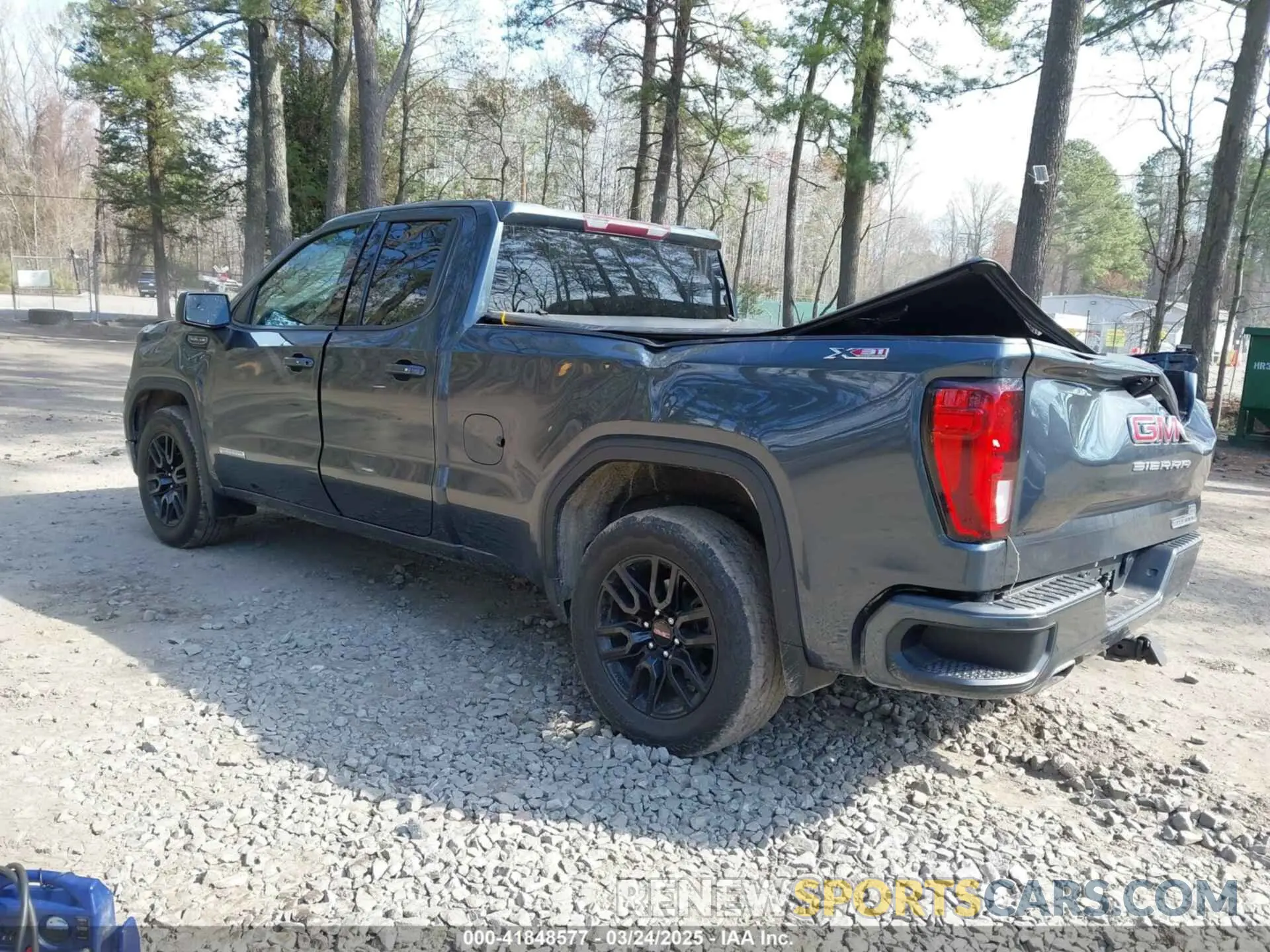 3 Photograph of a damaged car 1GTR9CED3KZ184522 GMC SIERRA 1500 2019