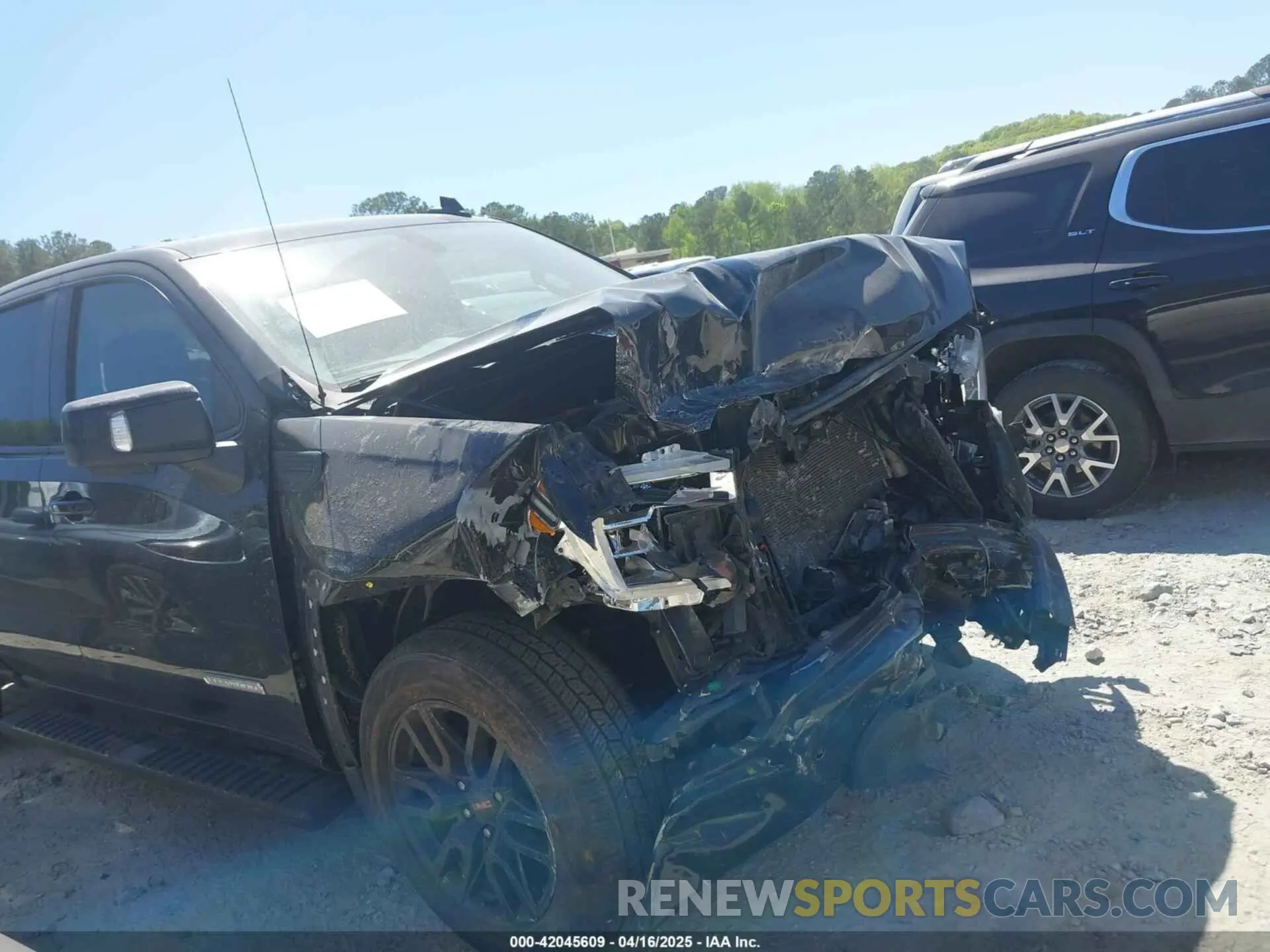 13 Photograph of a damaged car 1GTR9CEK4KZ197696 GMC SIERRA 1500 2019