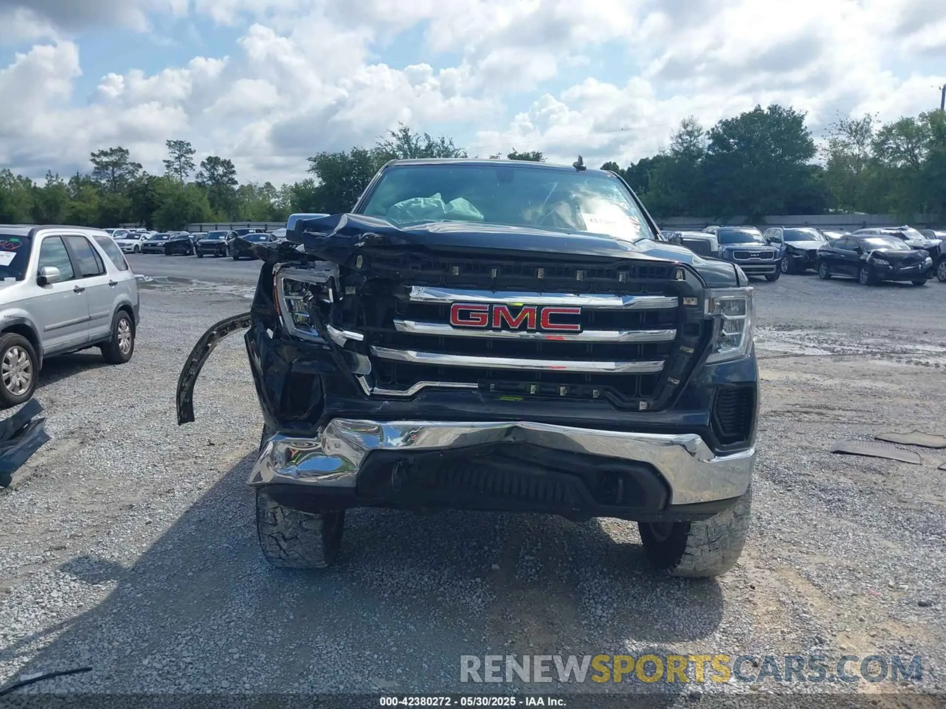 12 Photograph of a damaged car 1GTU9BED6KZ356269 GMC SIERRA 1500 2019
