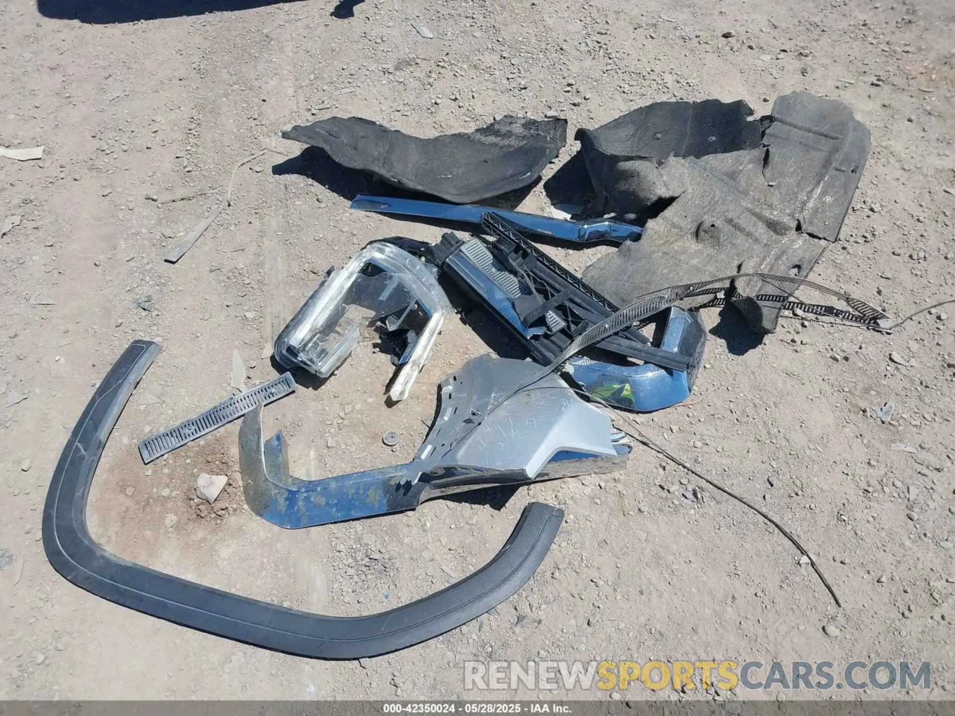 12 Photograph of a damaged car 1GTU9BED7KZ341182 GMC SIERRA 1500 2019