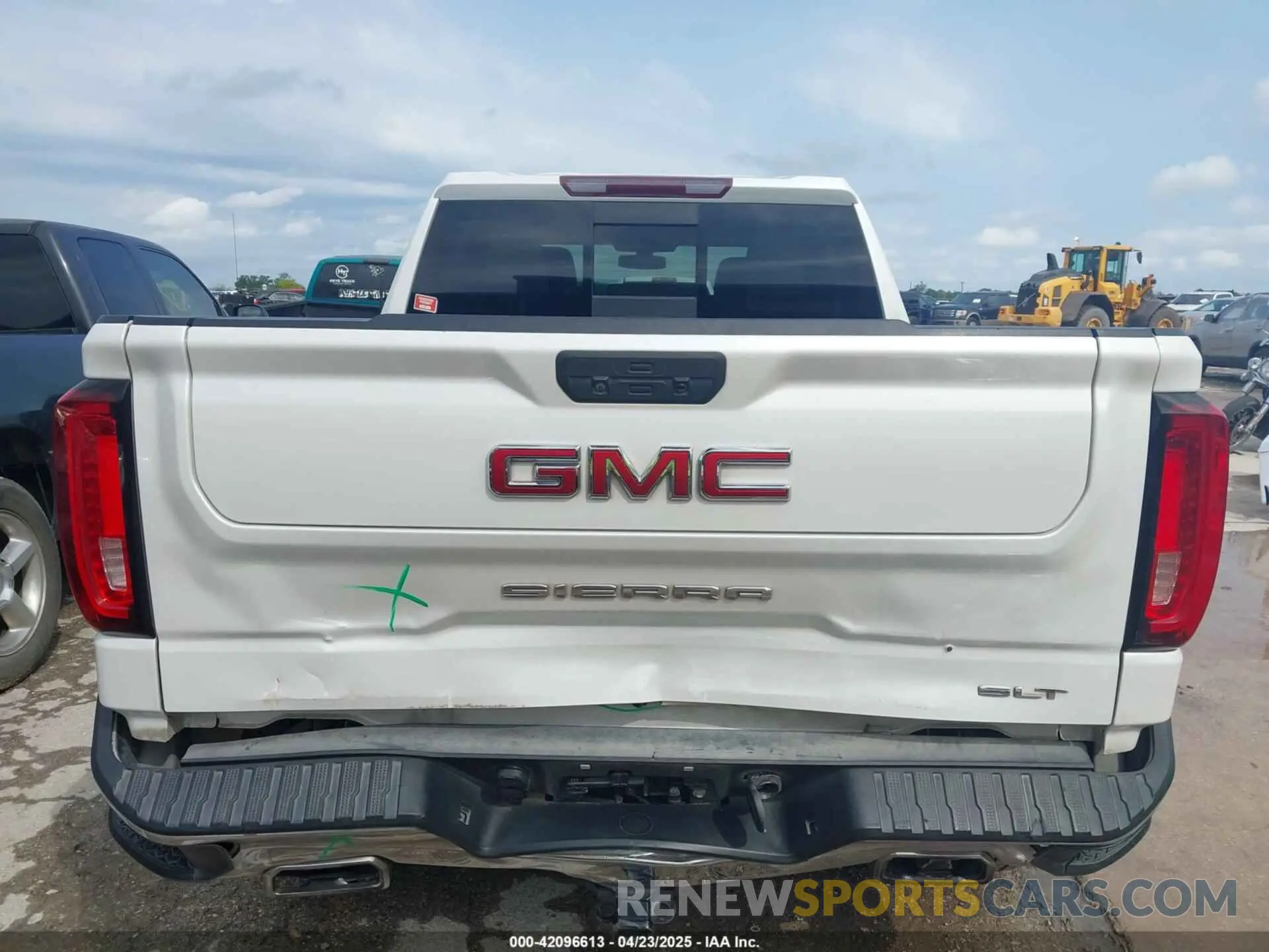 16 Photograph of a damaged car 1GTU9DED1KZ193901 GMC SIERRA 1500 2019