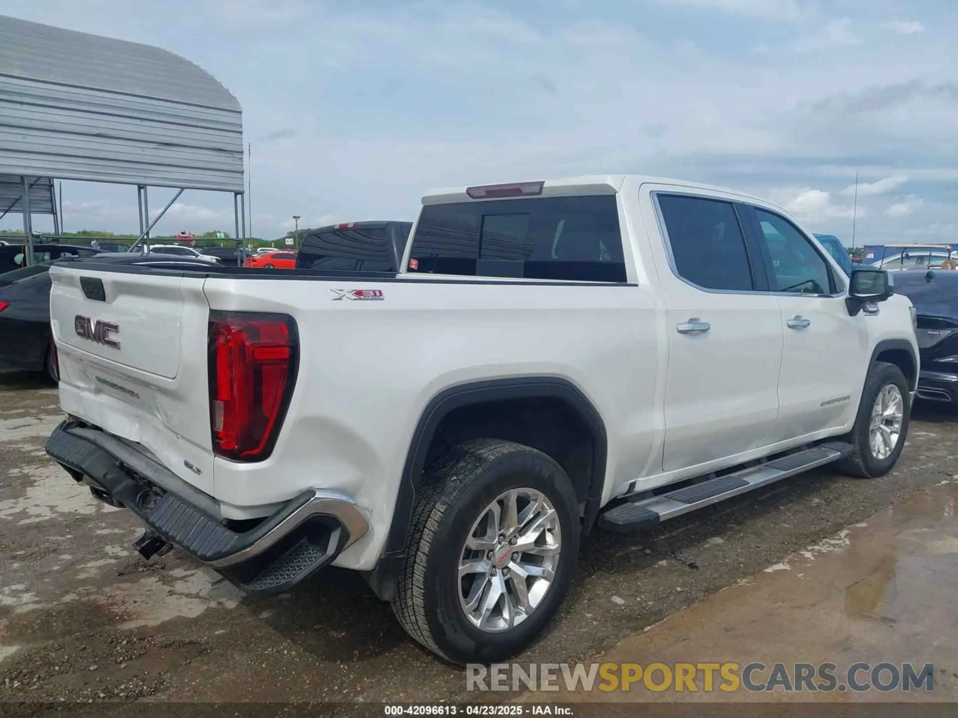 4 Photograph of a damaged car 1GTU9DED1KZ193901 GMC SIERRA 1500 2019