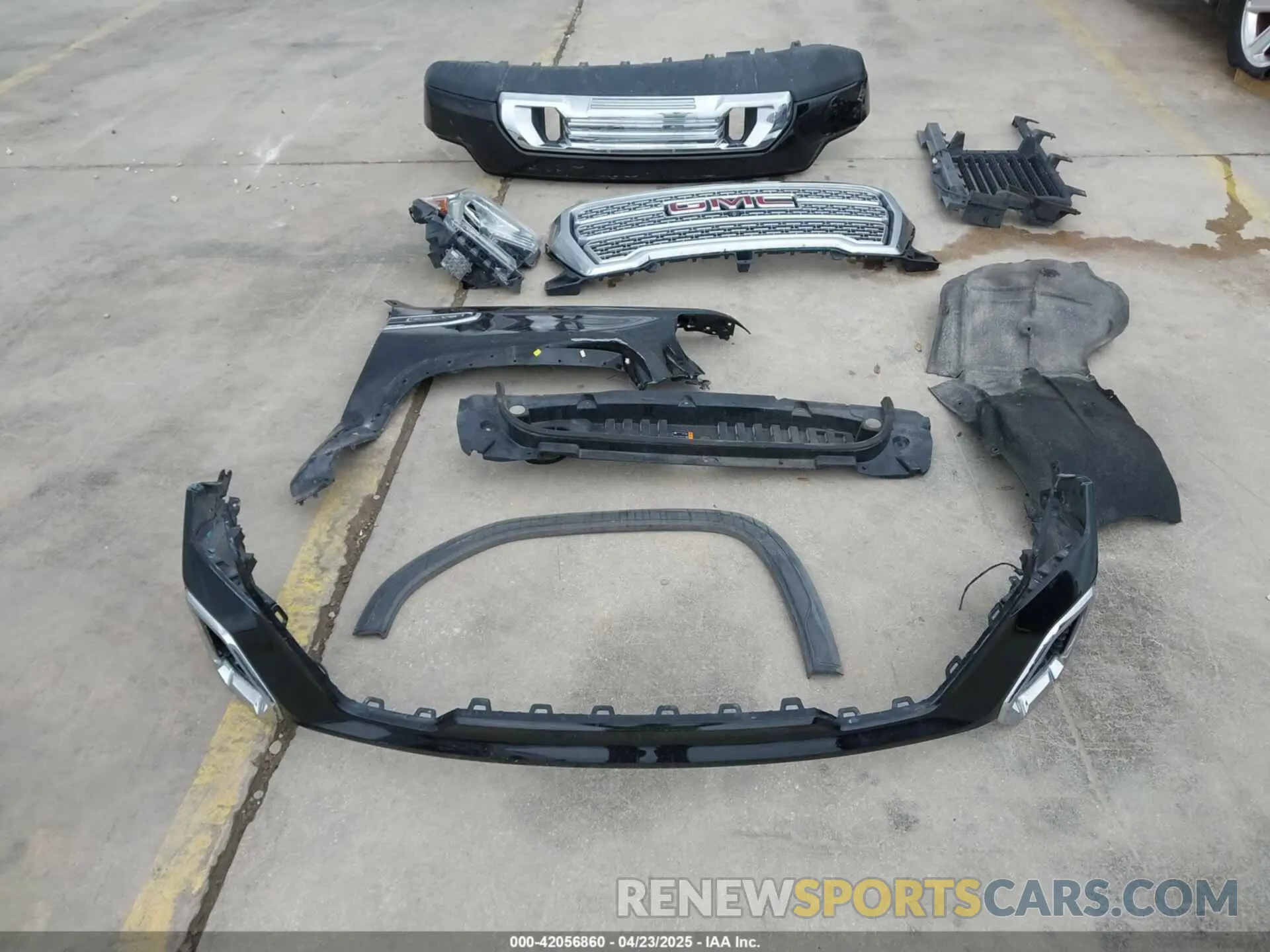 12 Photograph of a damaged car 1GTU9DED3KZ118083 GMC SIERRA 1500 2019