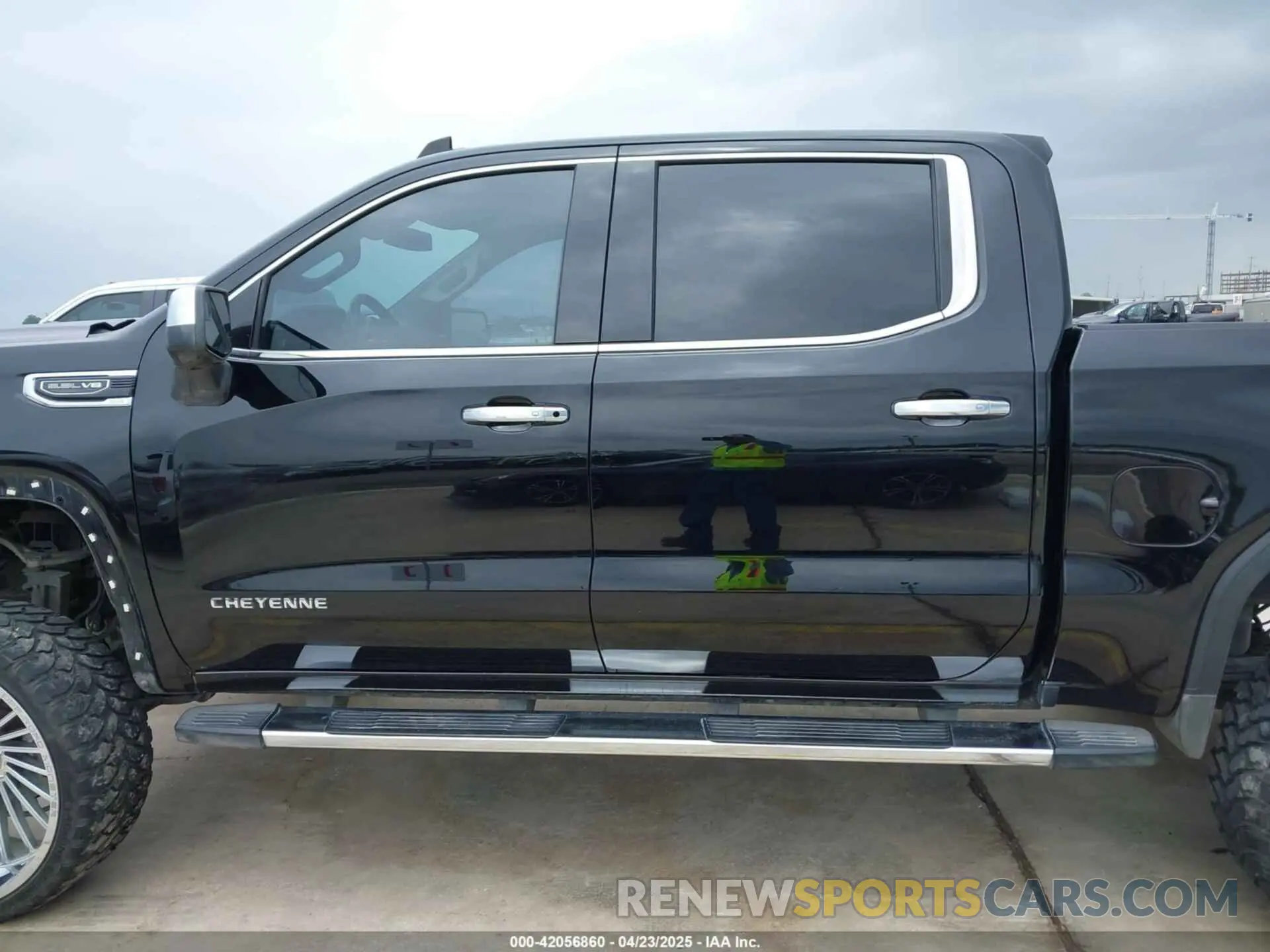 15 Photograph of a damaged car 1GTU9DED3KZ118083 GMC SIERRA 1500 2019