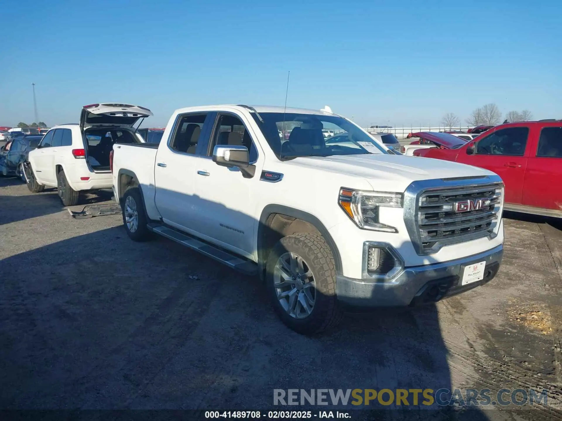 1 Photograph of a damaged car 1GTU9DEL9KZ122372 GMC SIERRA 1500 2019