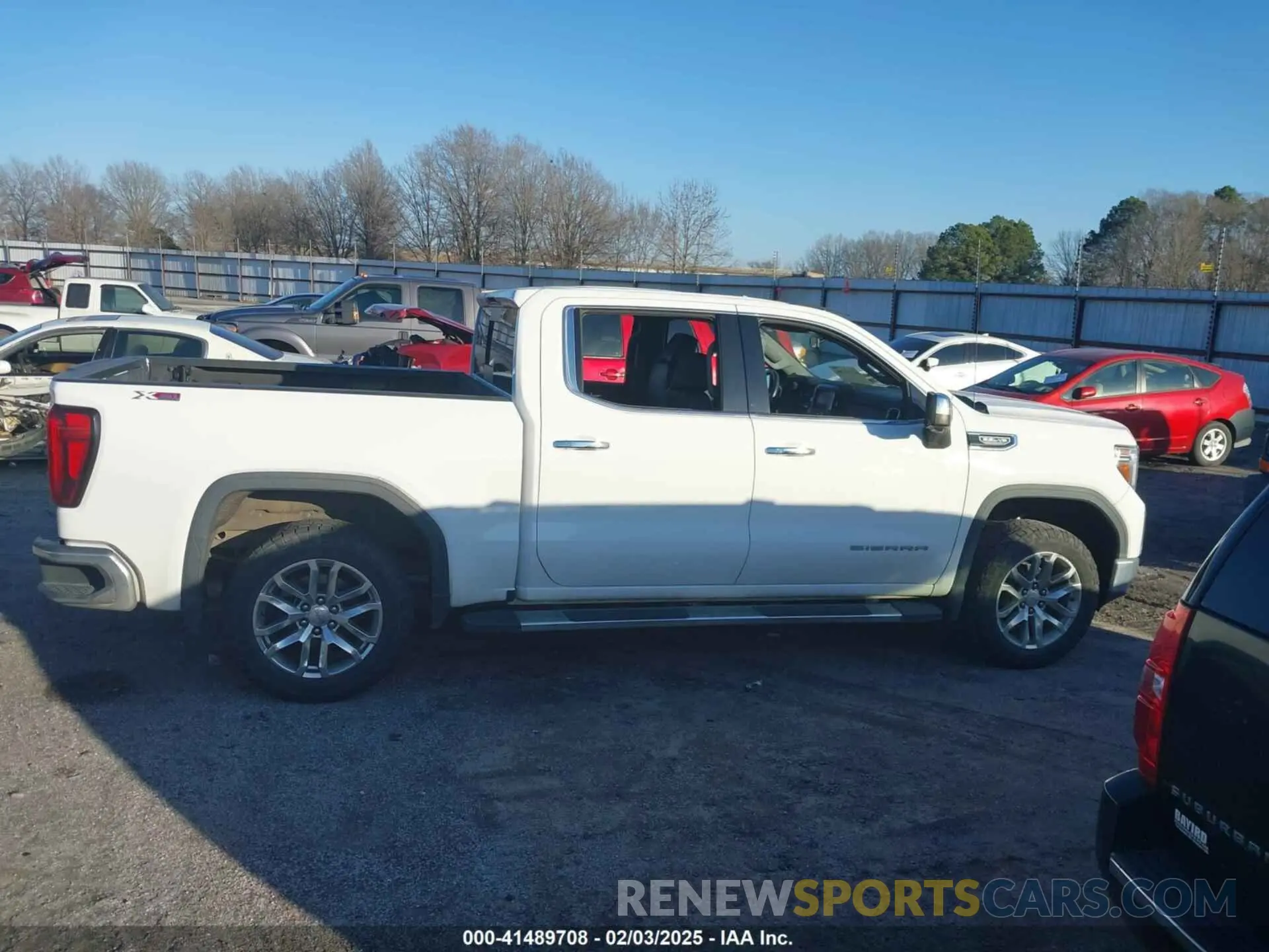 13 Photograph of a damaged car 1GTU9DEL9KZ122372 GMC SIERRA 1500 2019