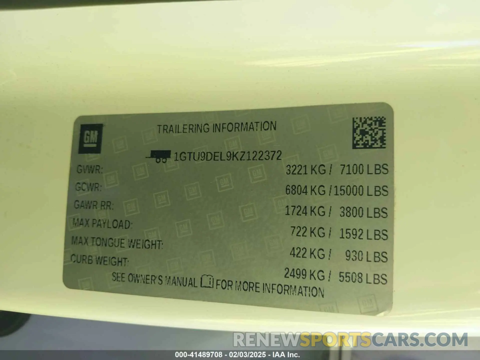 9 Photograph of a damaged car 1GTU9DEL9KZ122372 GMC SIERRA 1500 2019