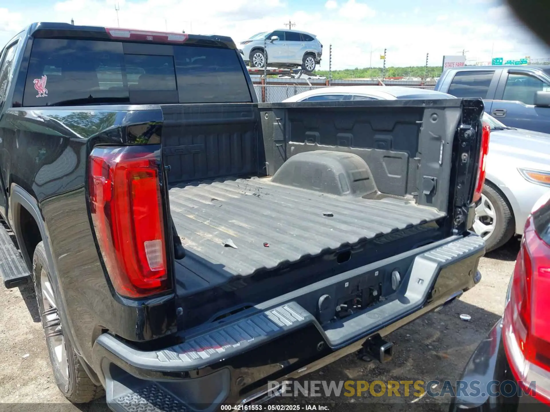 6 Photograph of a damaged car 1GTU9FED1KZ407927 GMC SIERRA 1500 2019