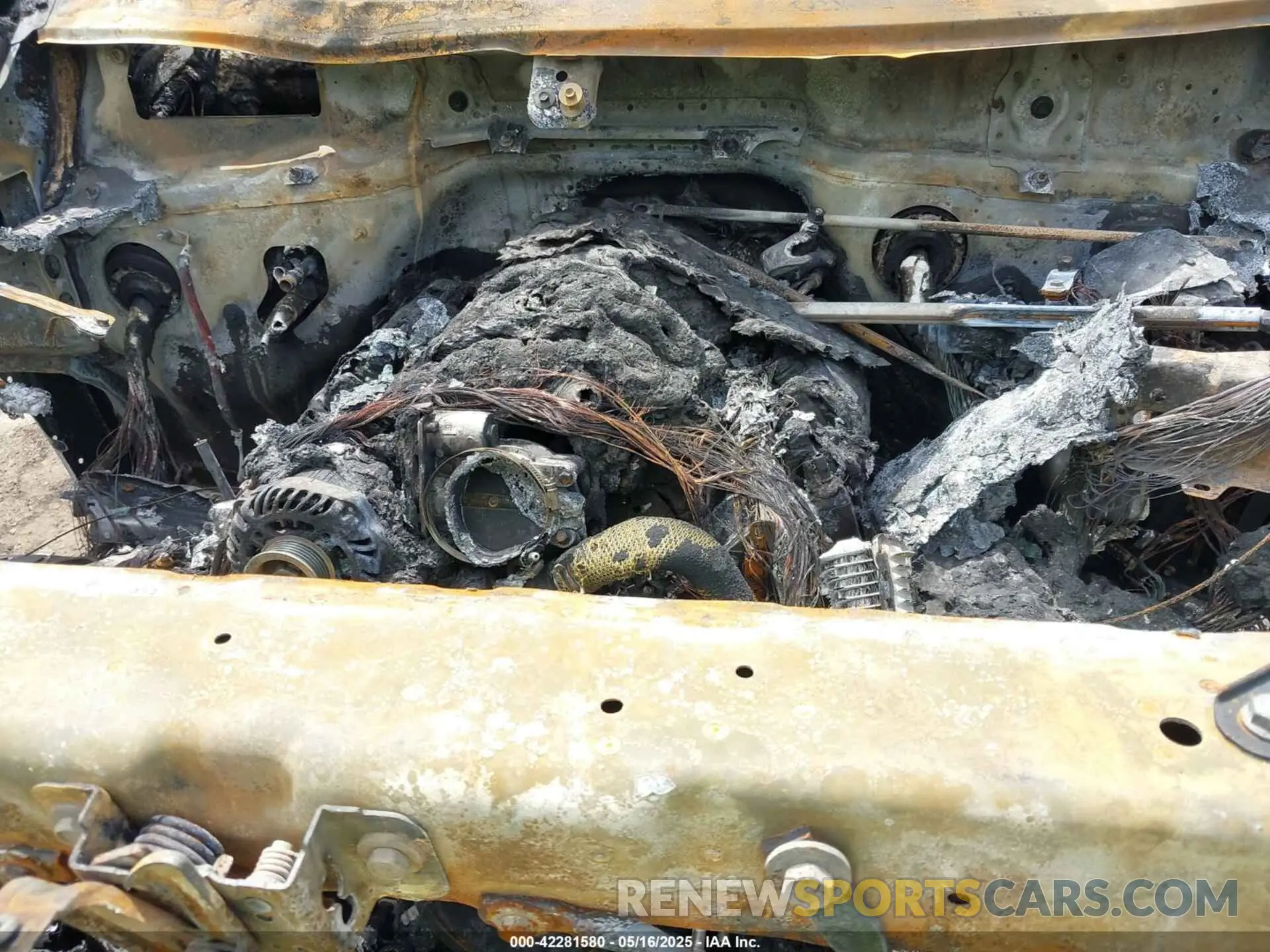 10 Photograph of a damaged car 1GTU9FEL1KZ220193 GMC SIERRA 1500 2019