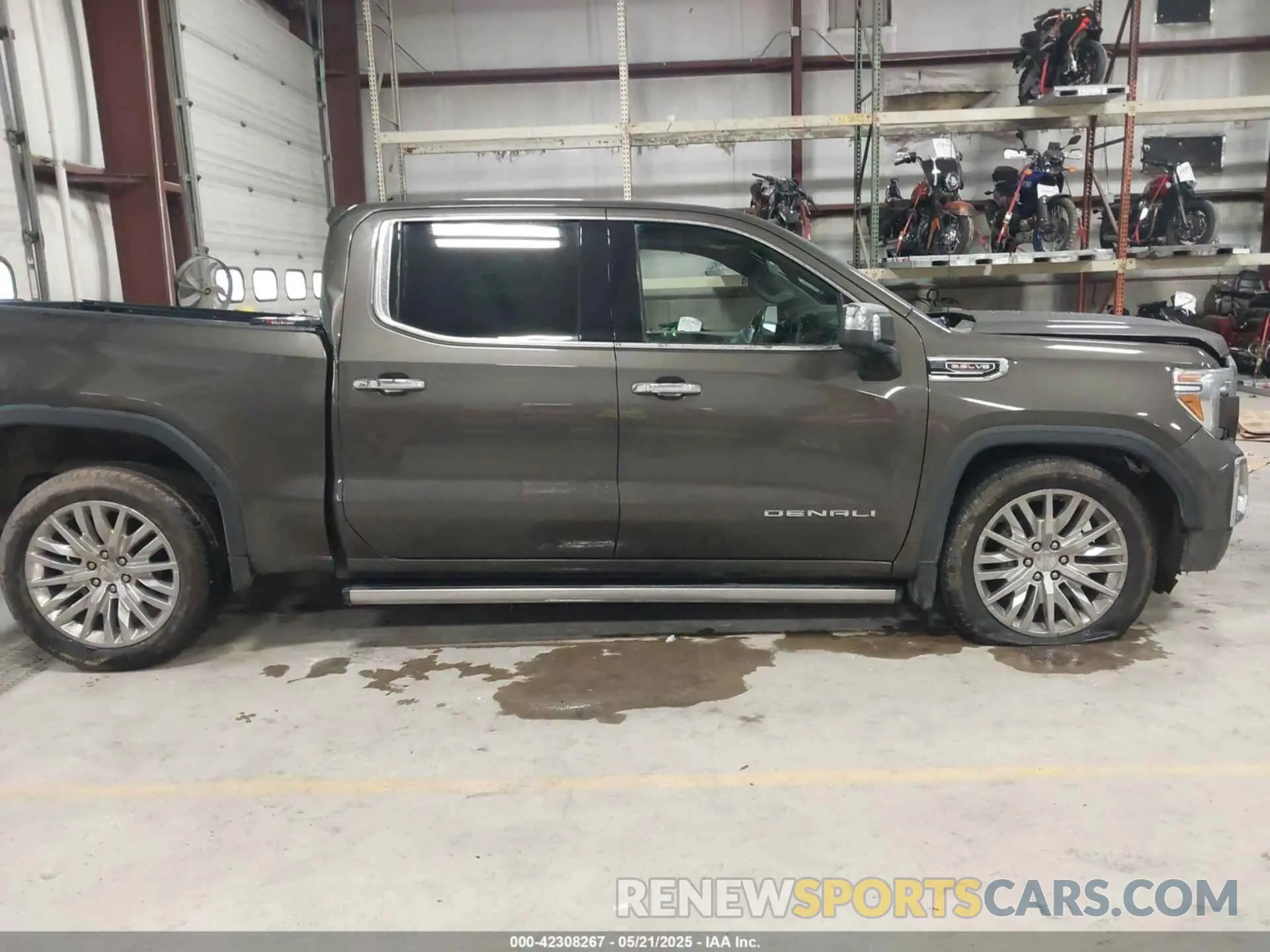 13 Photograph of a damaged car 1GTU9FEL3KZ174902 GMC SIERRA 1500 2019